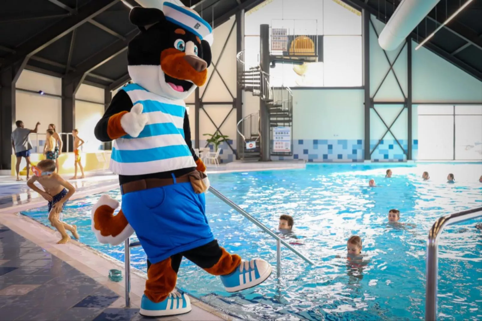 Luxe 4p-Pool