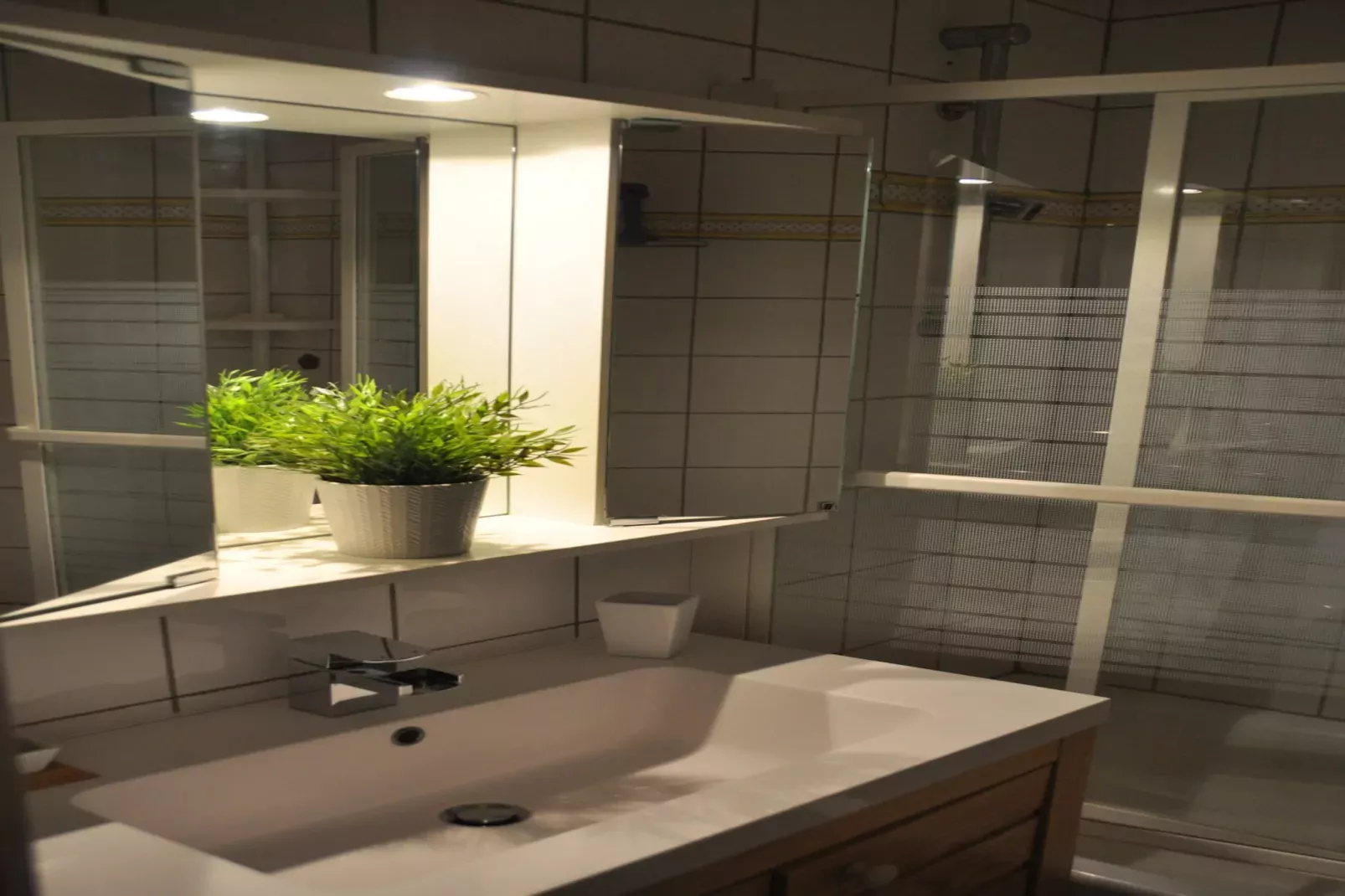 Eperon 2 N°E4 - ST4-Badezimmer
