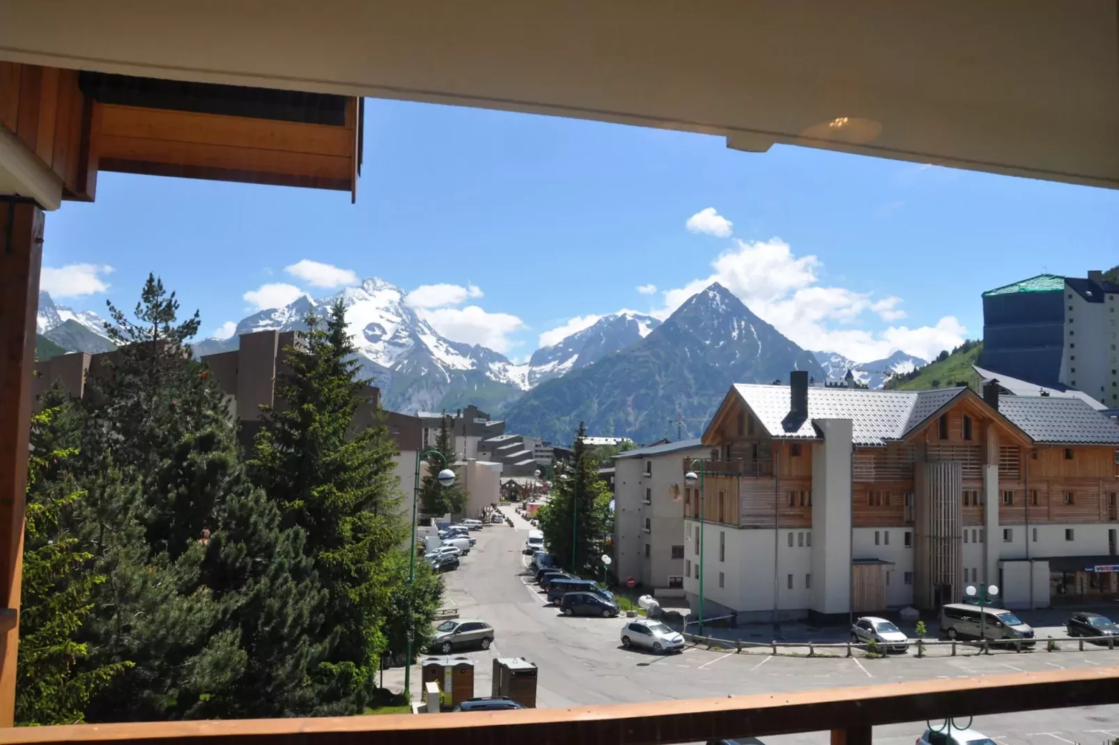Eperon 2 N°E4 - ST4-Terrassenbalkon