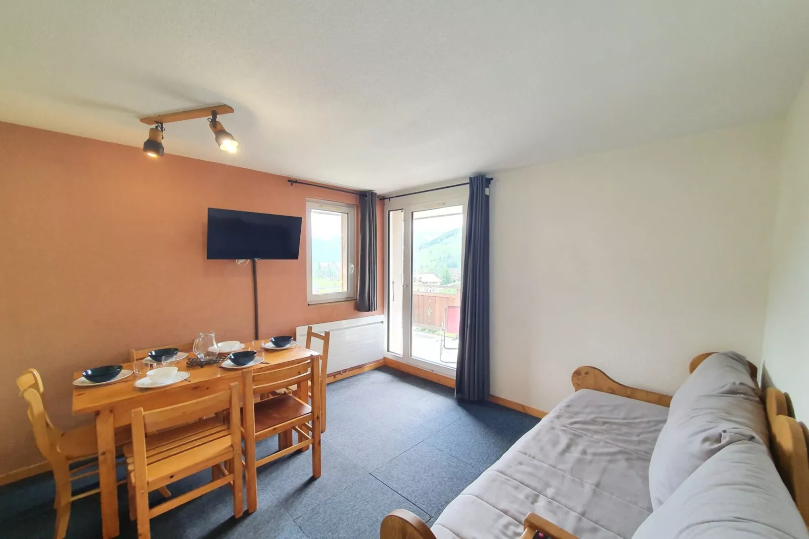 Meije 15 N°A2 - 2P6-Living room