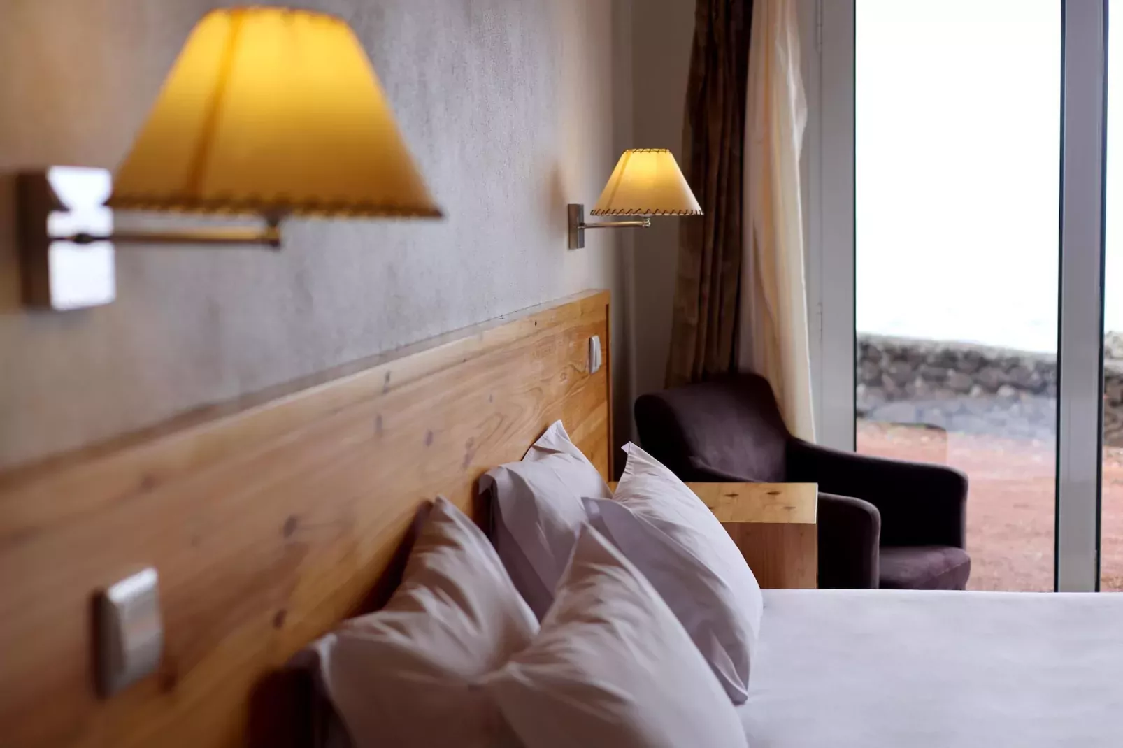Small semi-detached holiday home in Santo Amaro-Bedroom