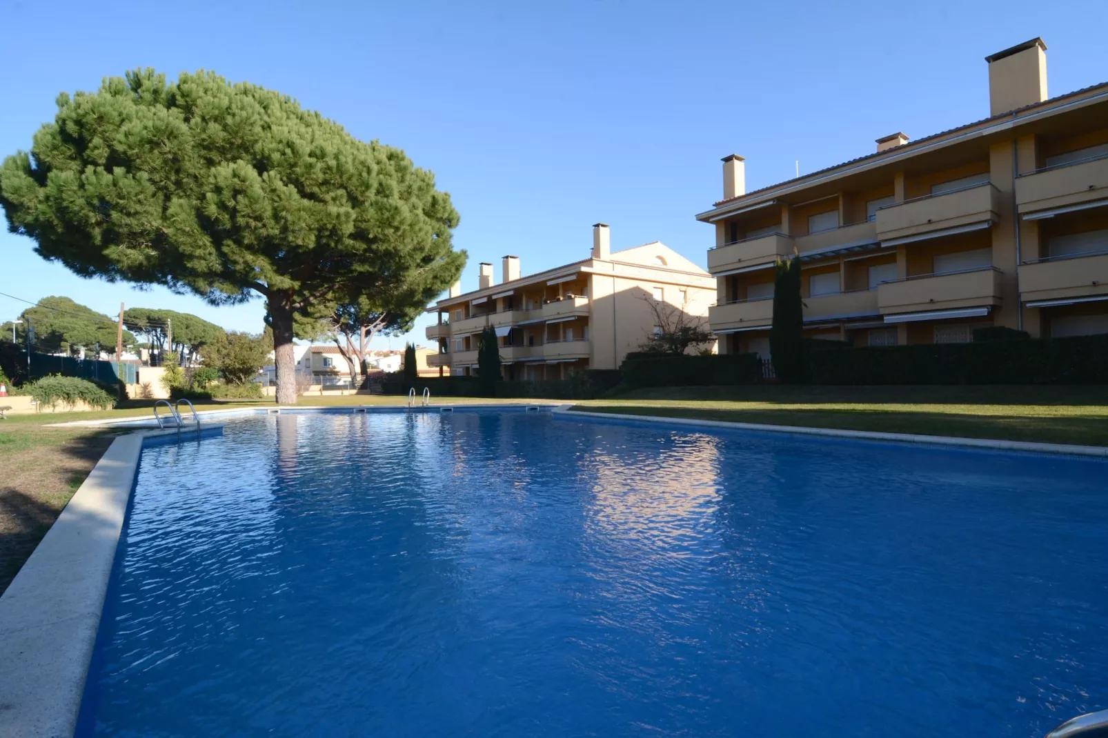 RIELLS BLAU C302-Exterior summer