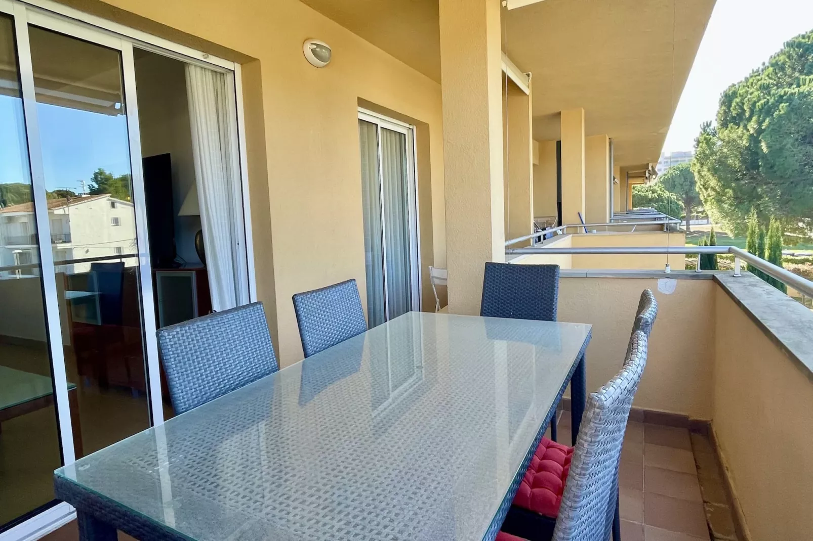 RIELLS BLAU C302-Terrace