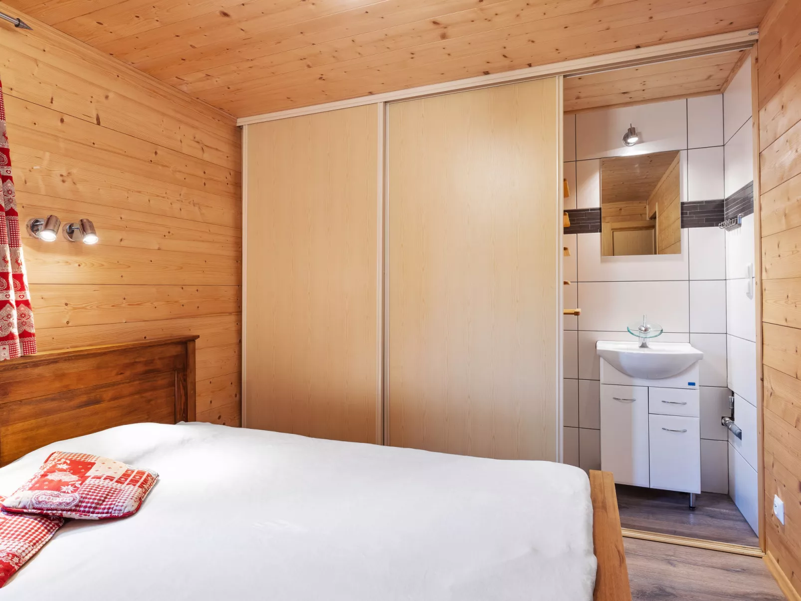 Le Petit Savoyard-Inside