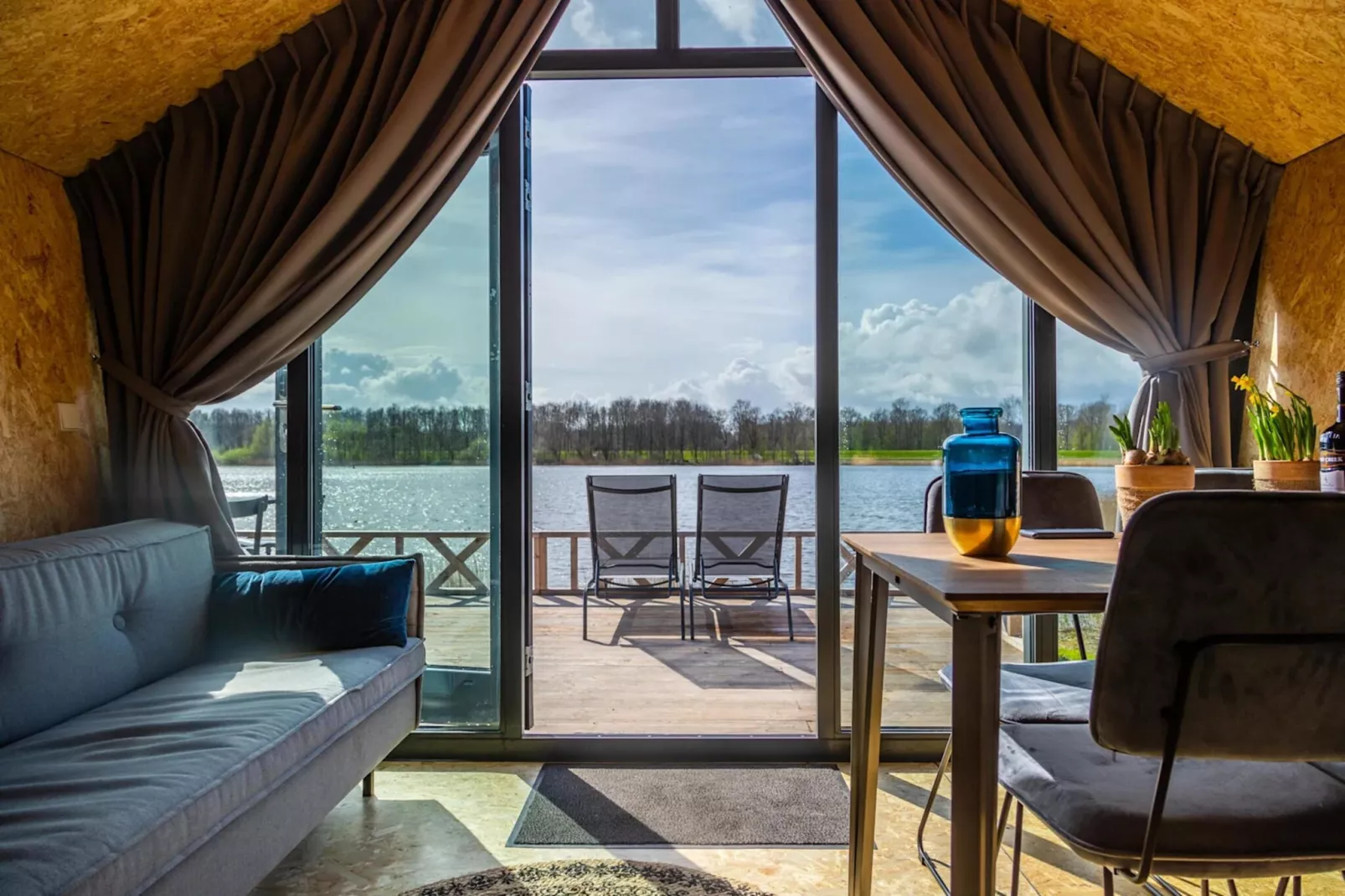 Resort De IJssel Eilanden 3-View summer