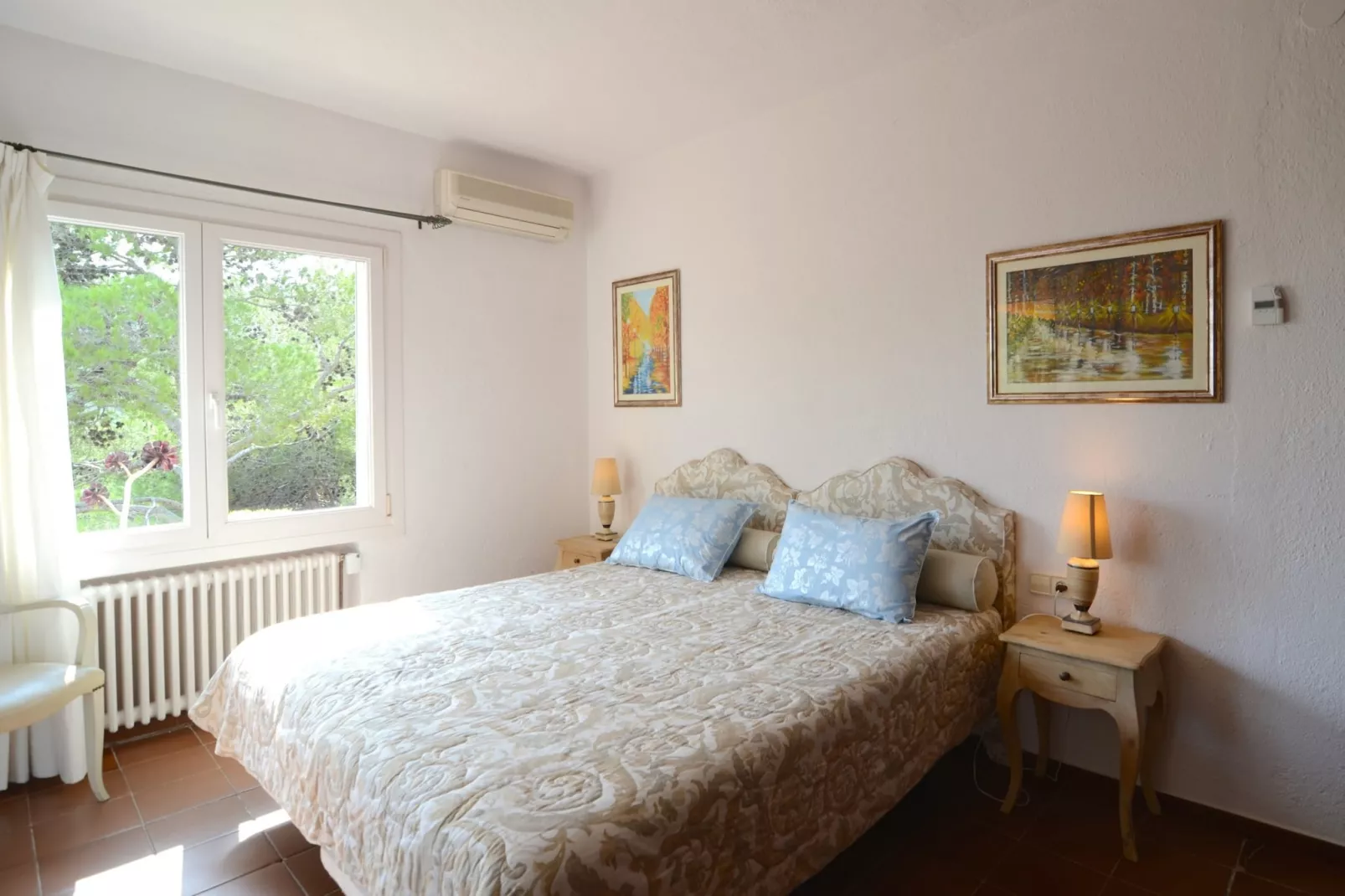 PIC DE L'OCELL-Schlafzimmer