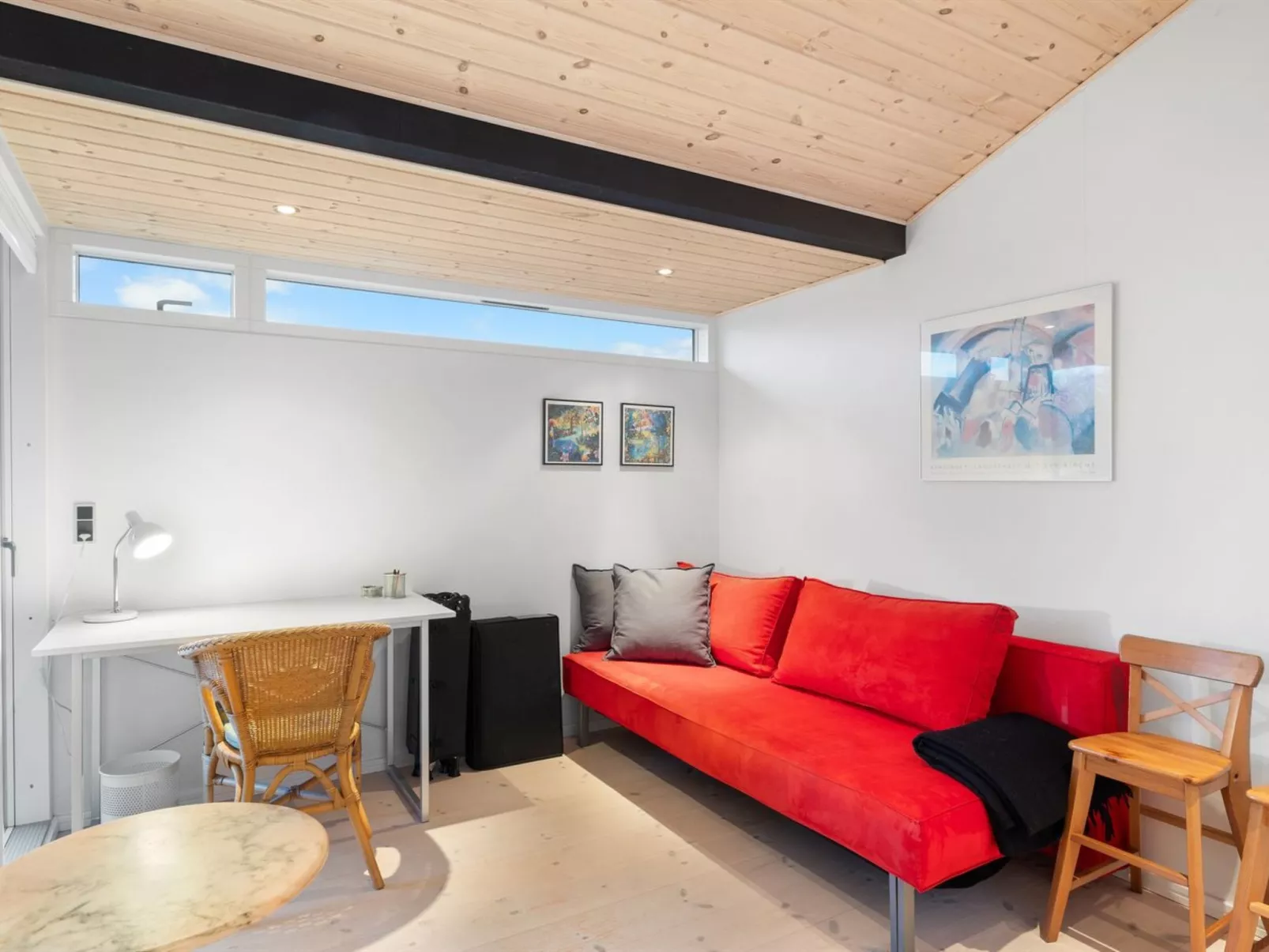 "Erlinda" - 600m from the sea-Inside