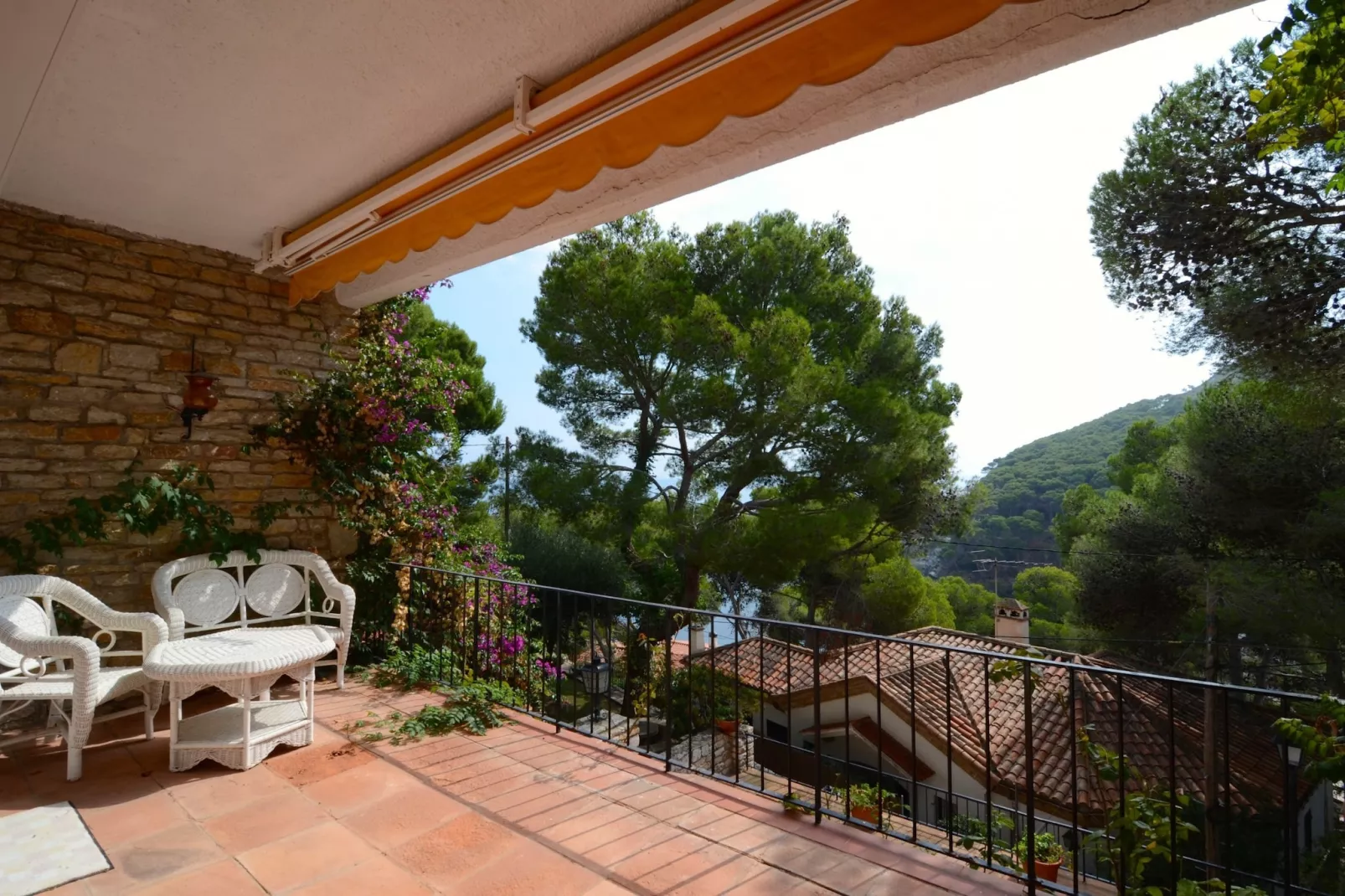 PIC DE L'OCELL-Terrassenbalkon
