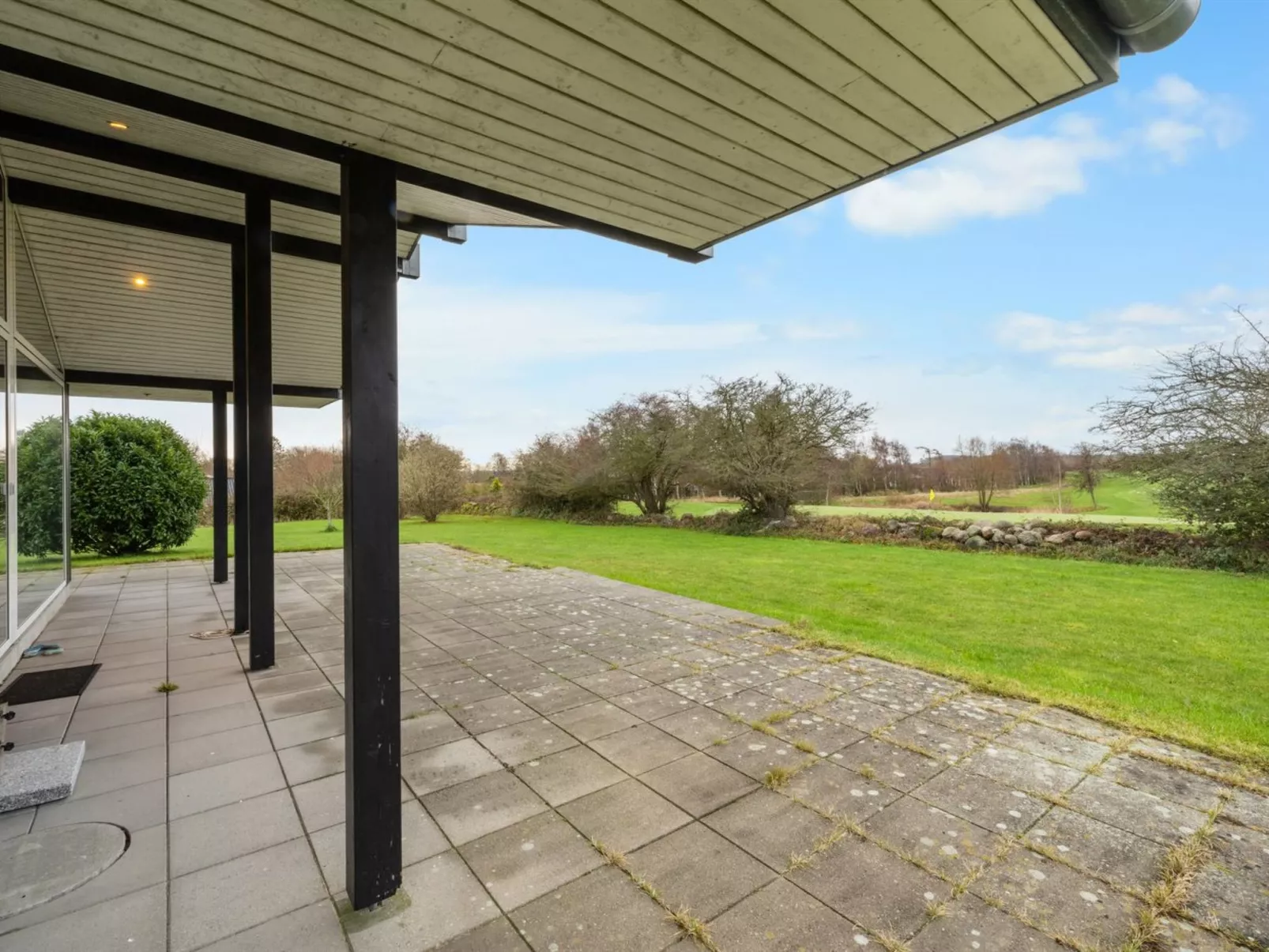 "Erlinda" - 600m from the sea-Outside