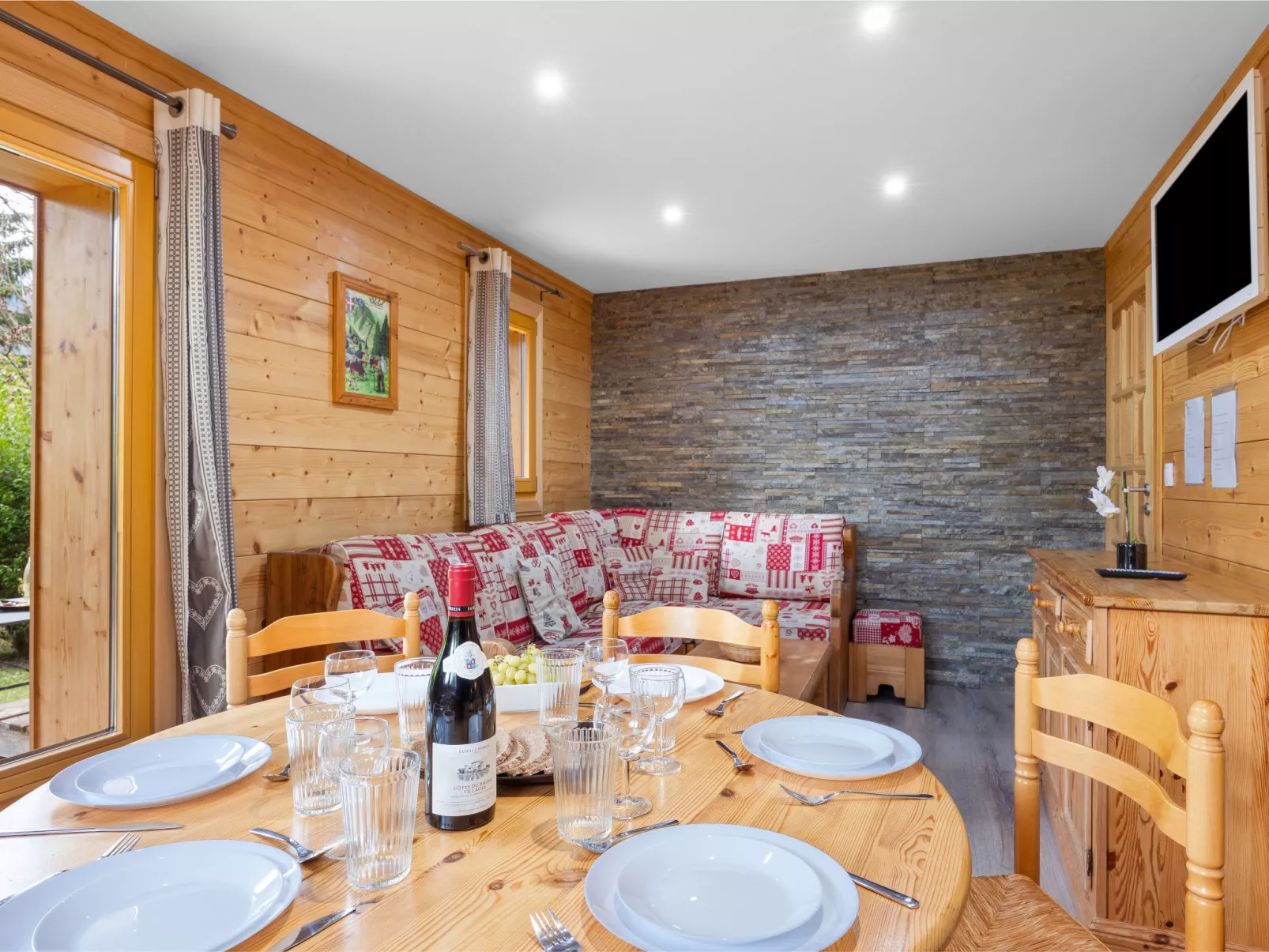 Le Petit Savoyard-Inside