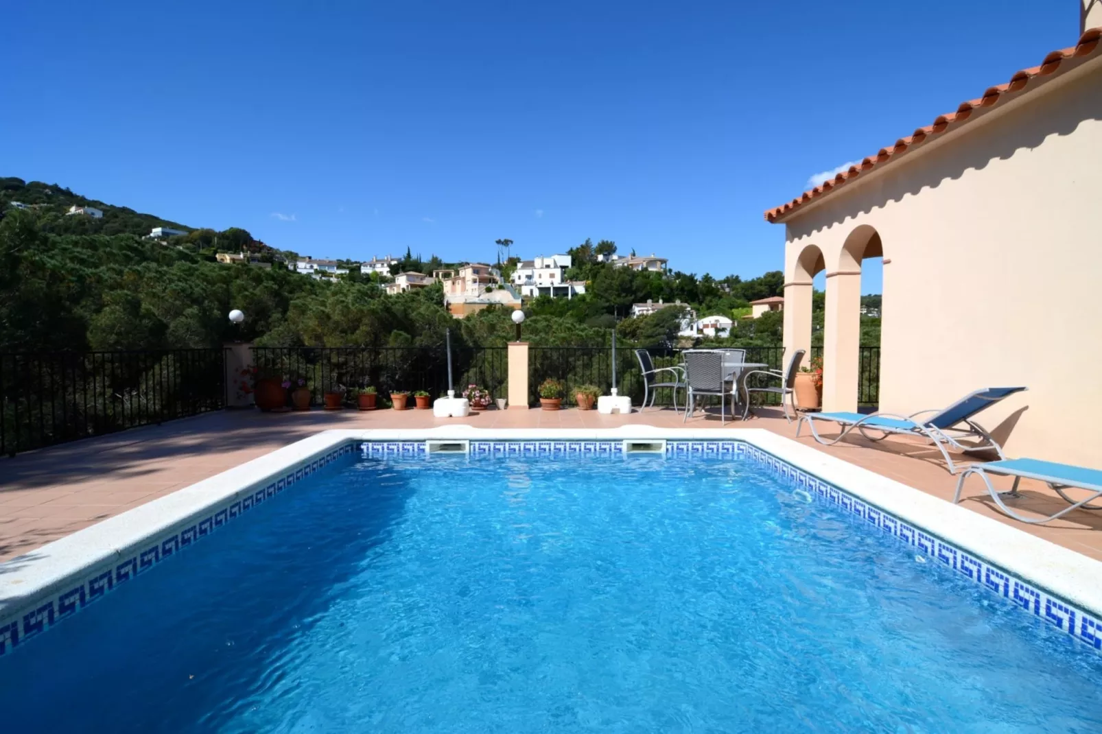CALA MORETA 44-Pool