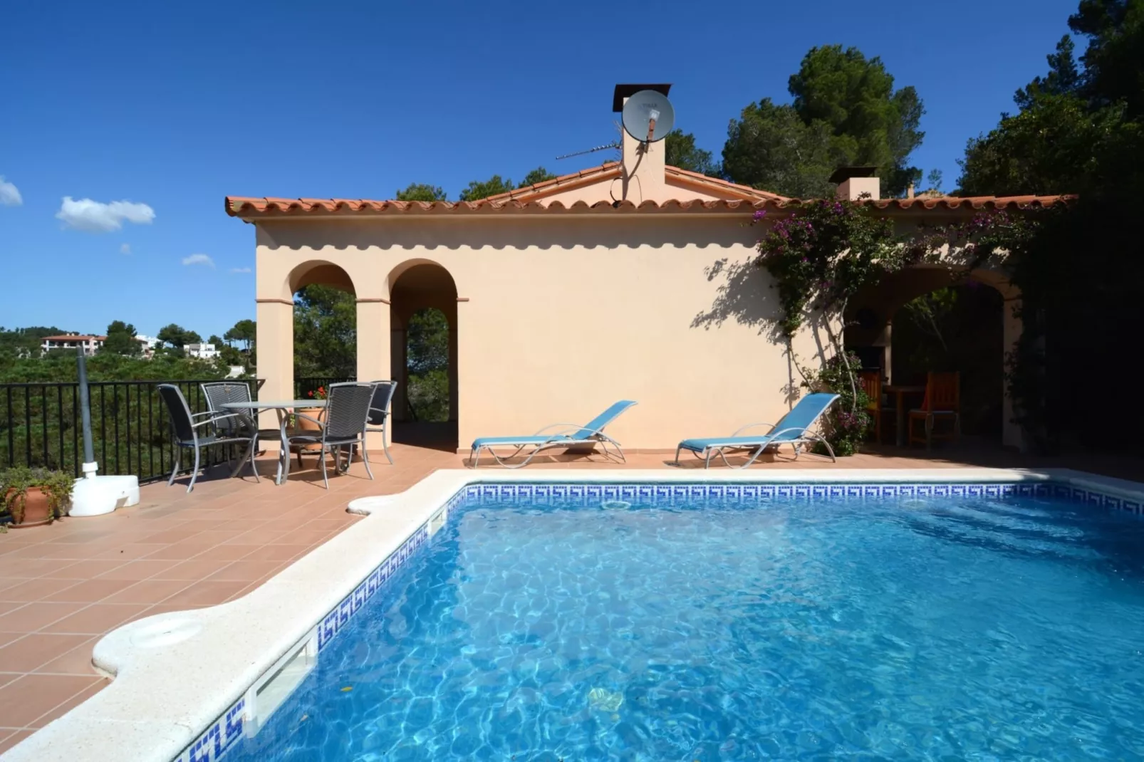 CALA MORETA 44-Pool