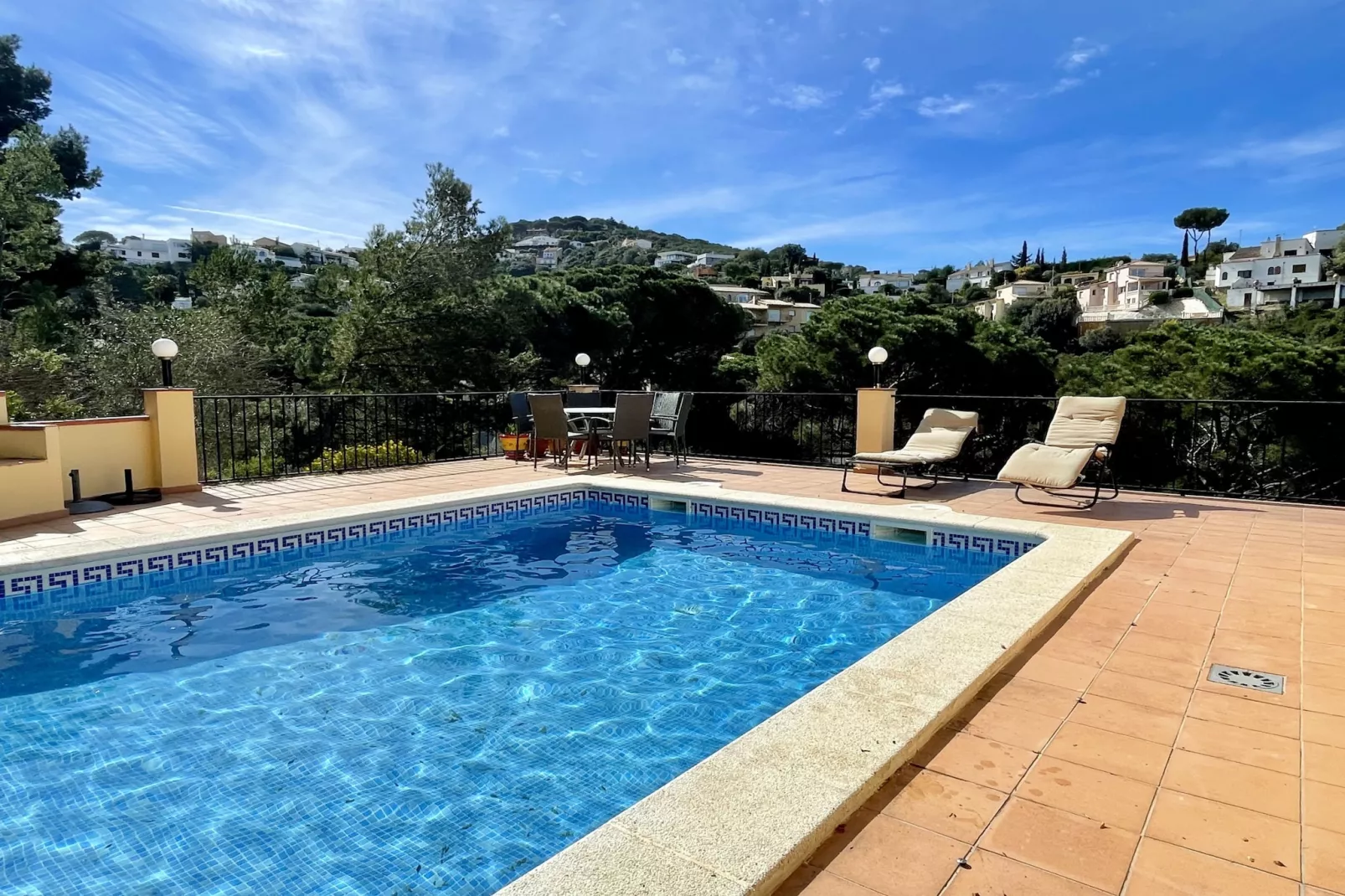 CALA MORETA 44-Pool