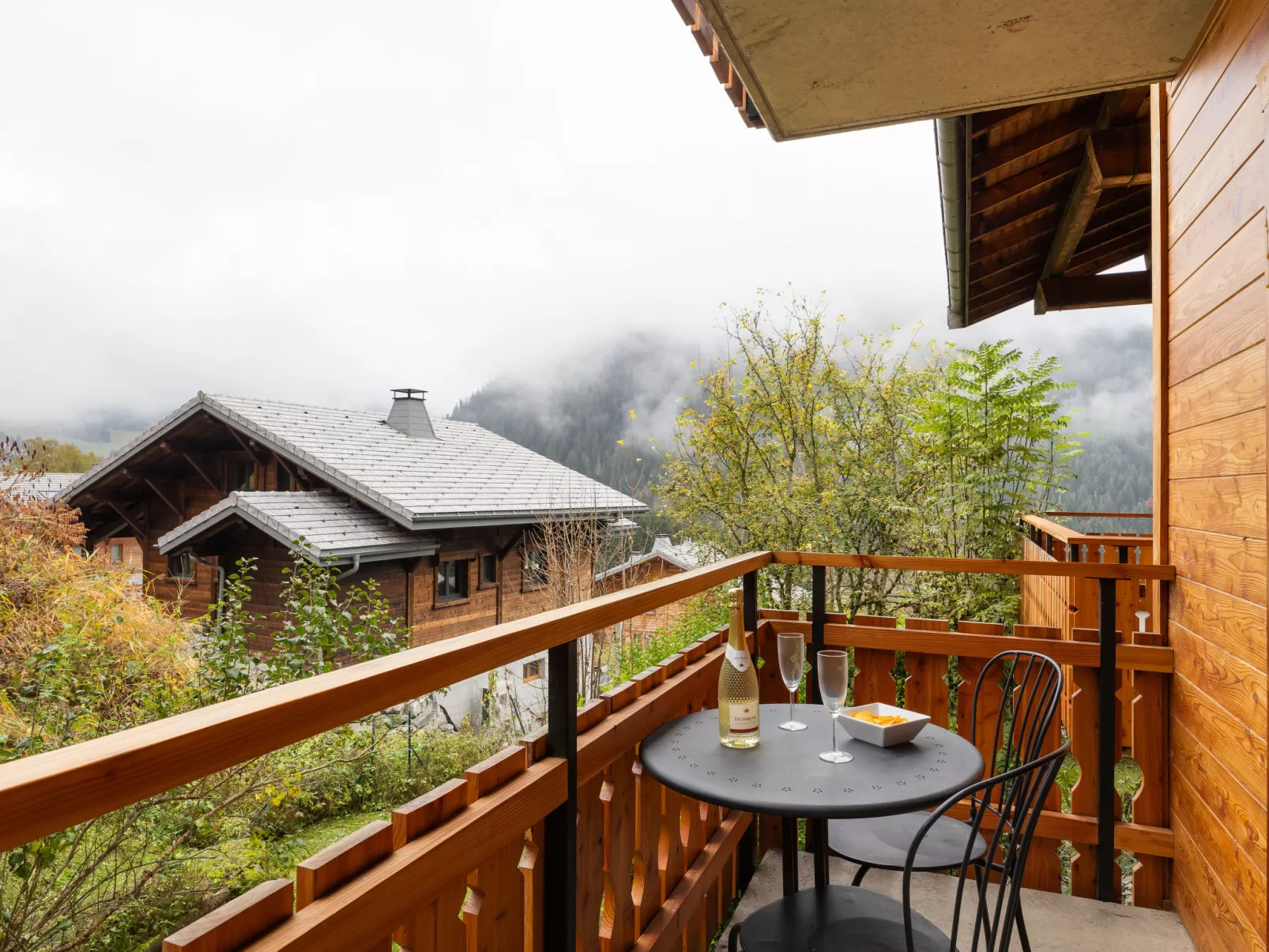 Le Petit Savoyard-Outside