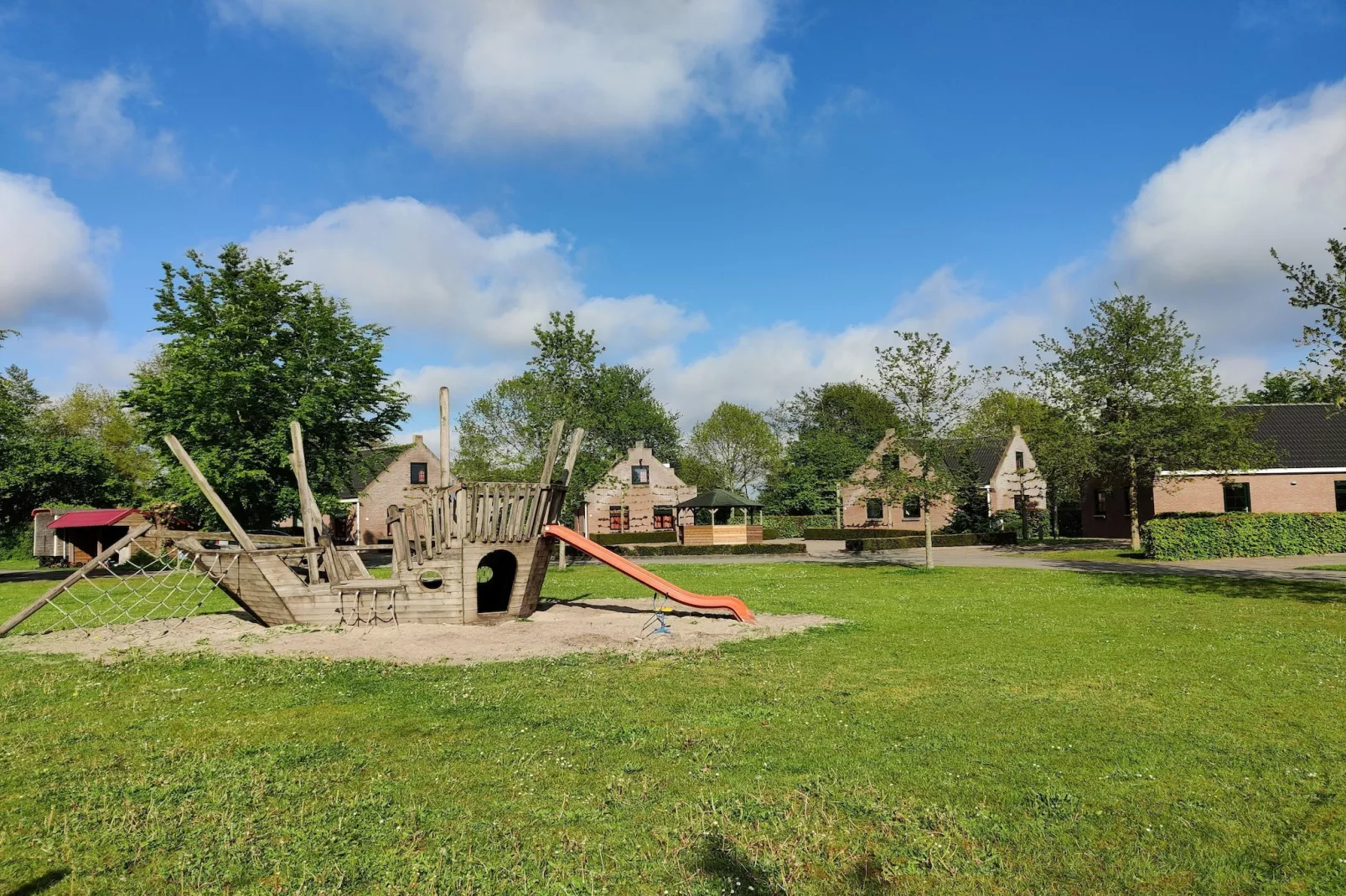 Vakantiepark Eigen Wijze 5-Jardin d'été