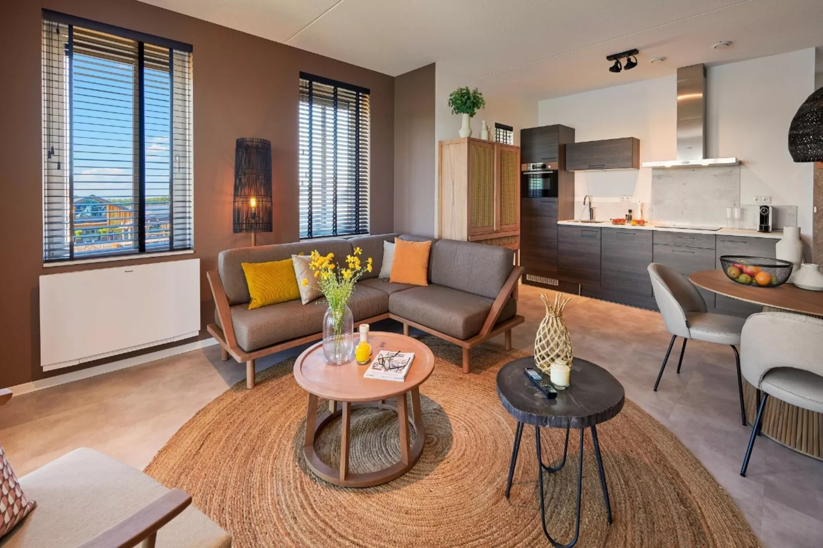 Panorama Lake View Apartment 4p-Living room