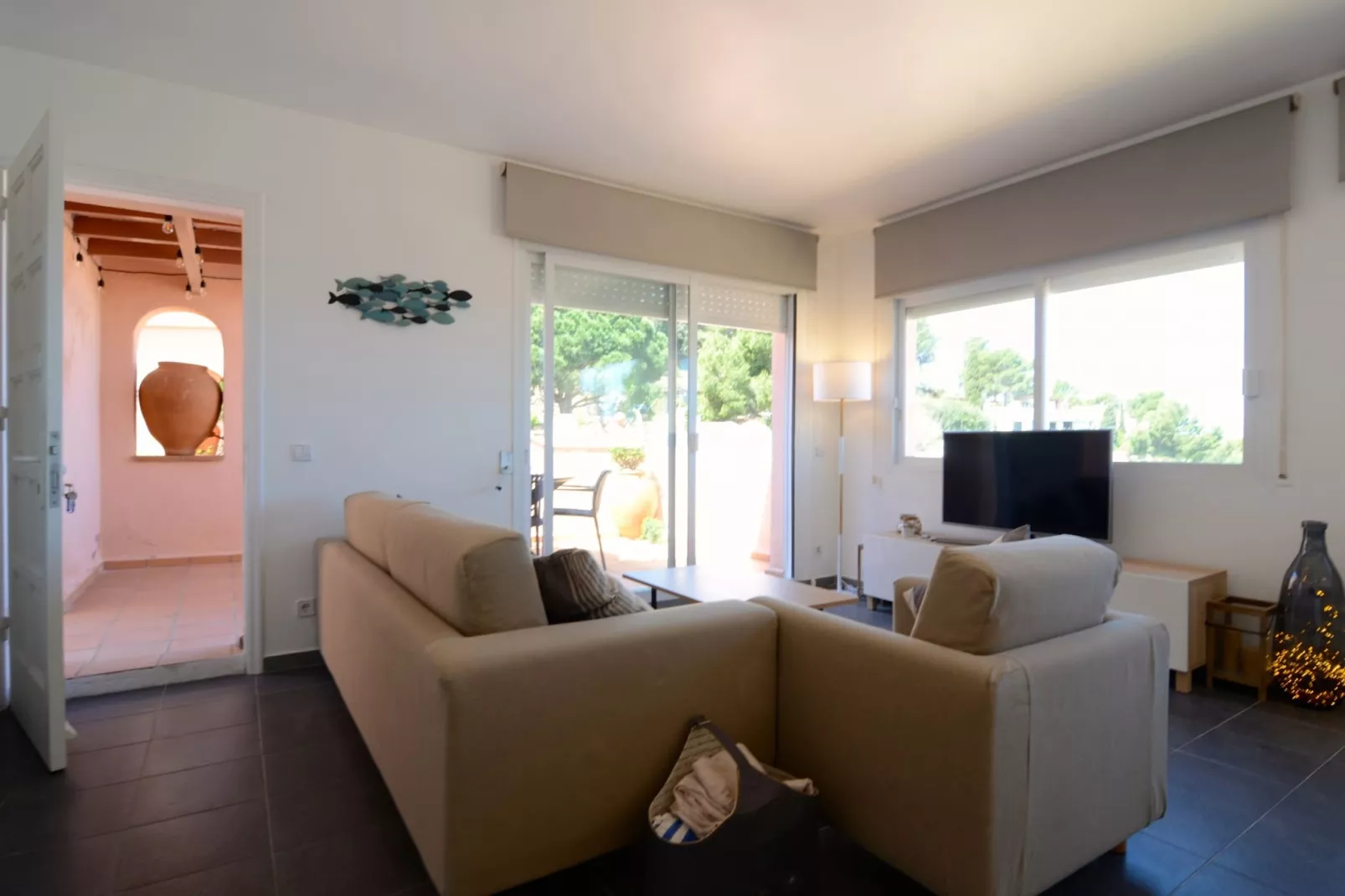 AVA SENIA 5-1-Living room
