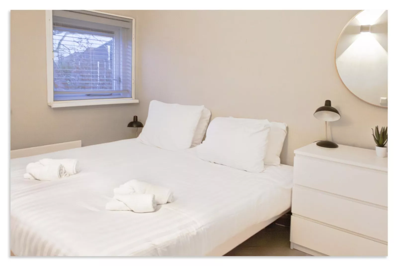 Famous-Bedroom