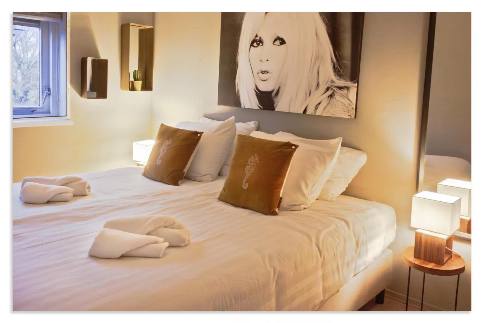 Famous-Bedroom