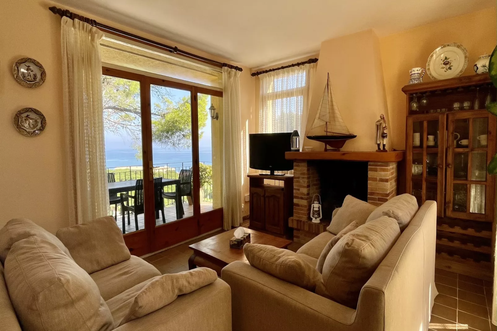 CASA GLORIA BEGUR-Living room