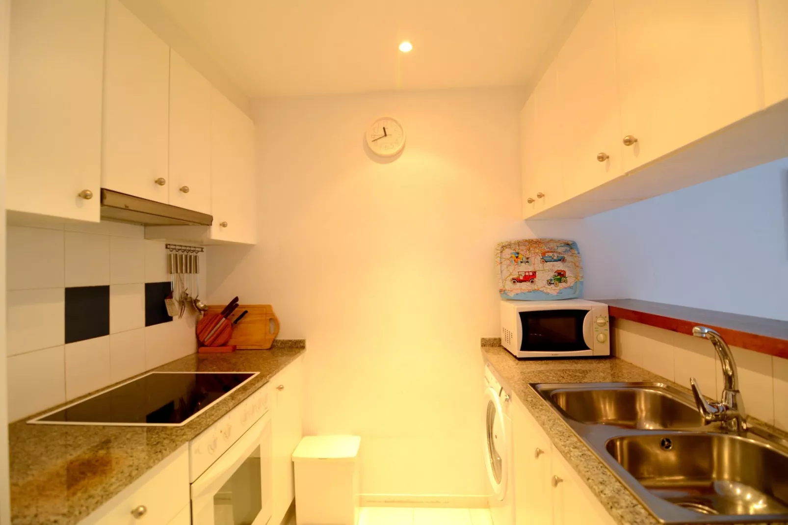 NAUTIC GOLF A 101-Kitchen