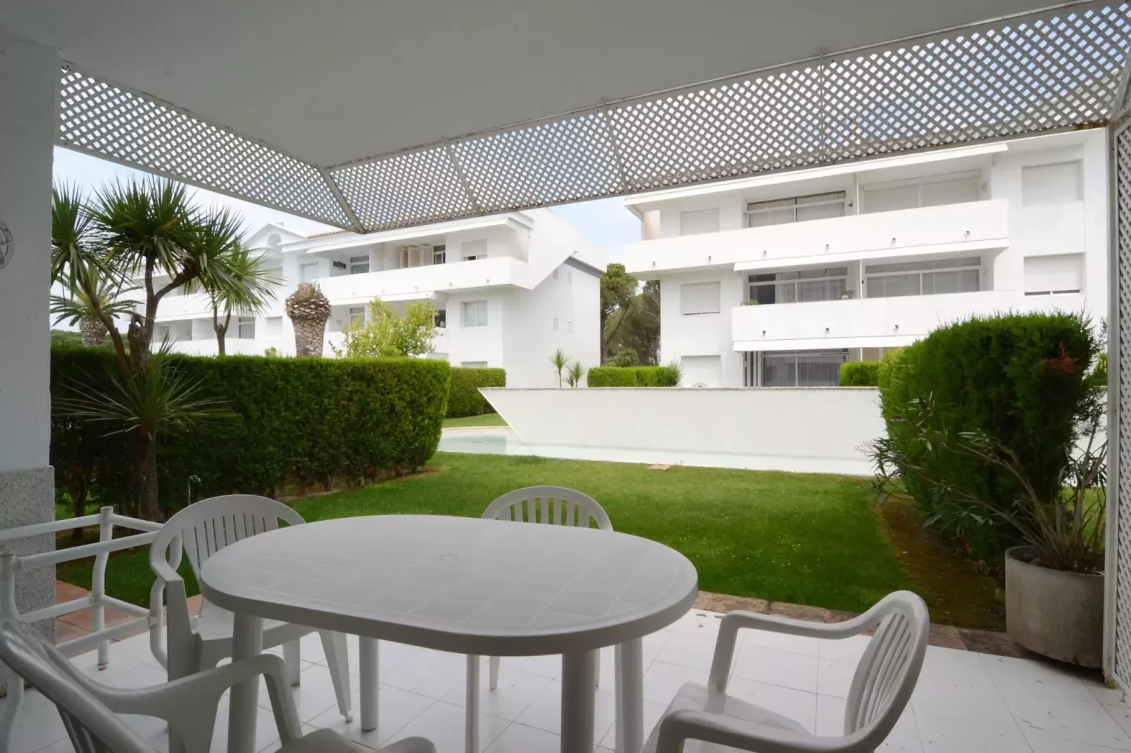 GREEN CLUB B 104-Terrace balcony