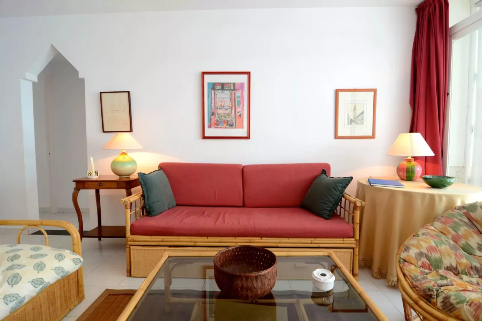 GREEN CLUB B 104-Living room