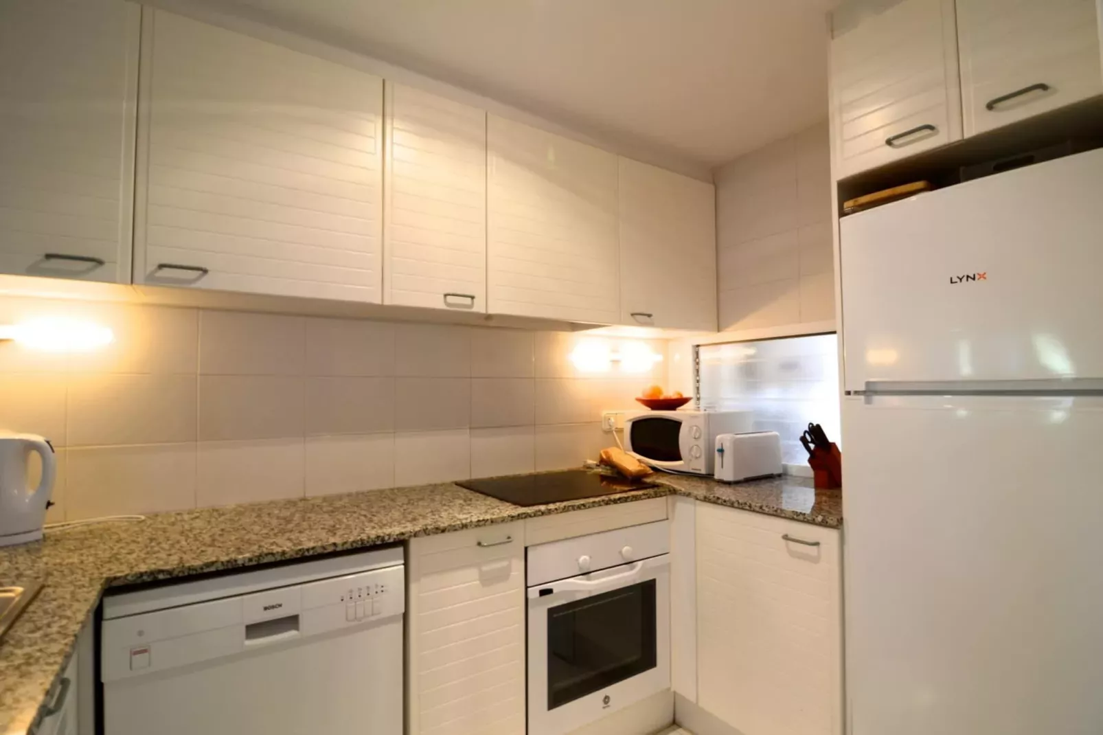 GREEN CLUB P 303 STAR-Kitchen