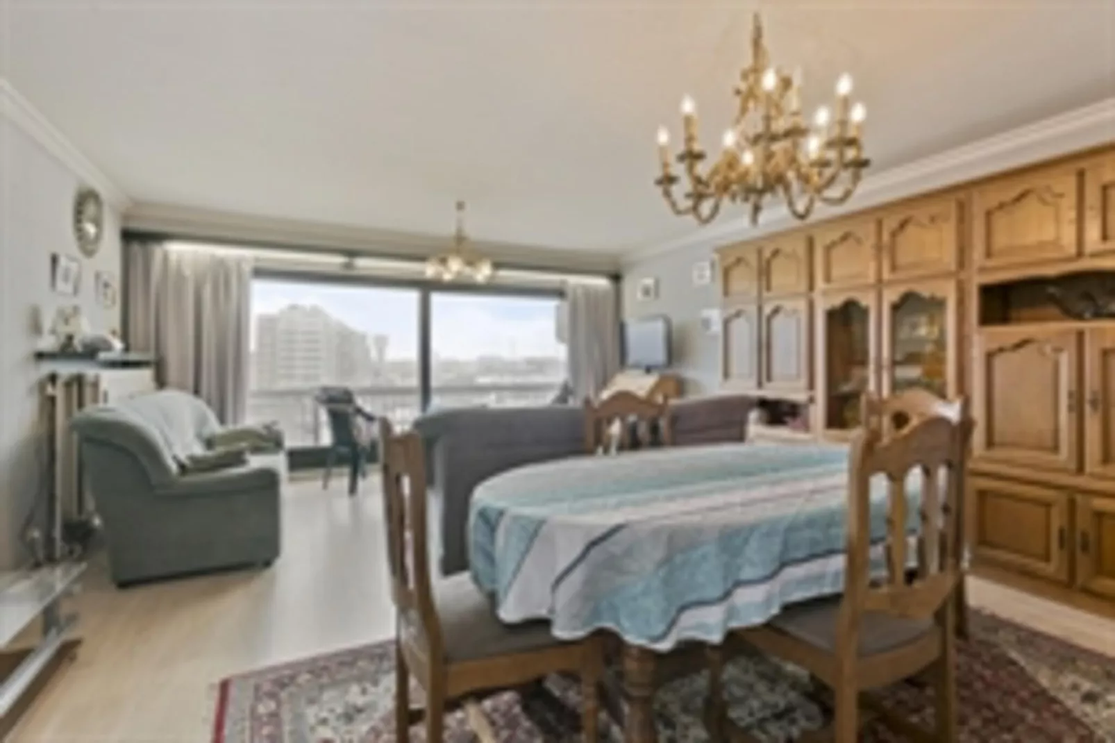 CAROLINE - 6A-Esszimmer