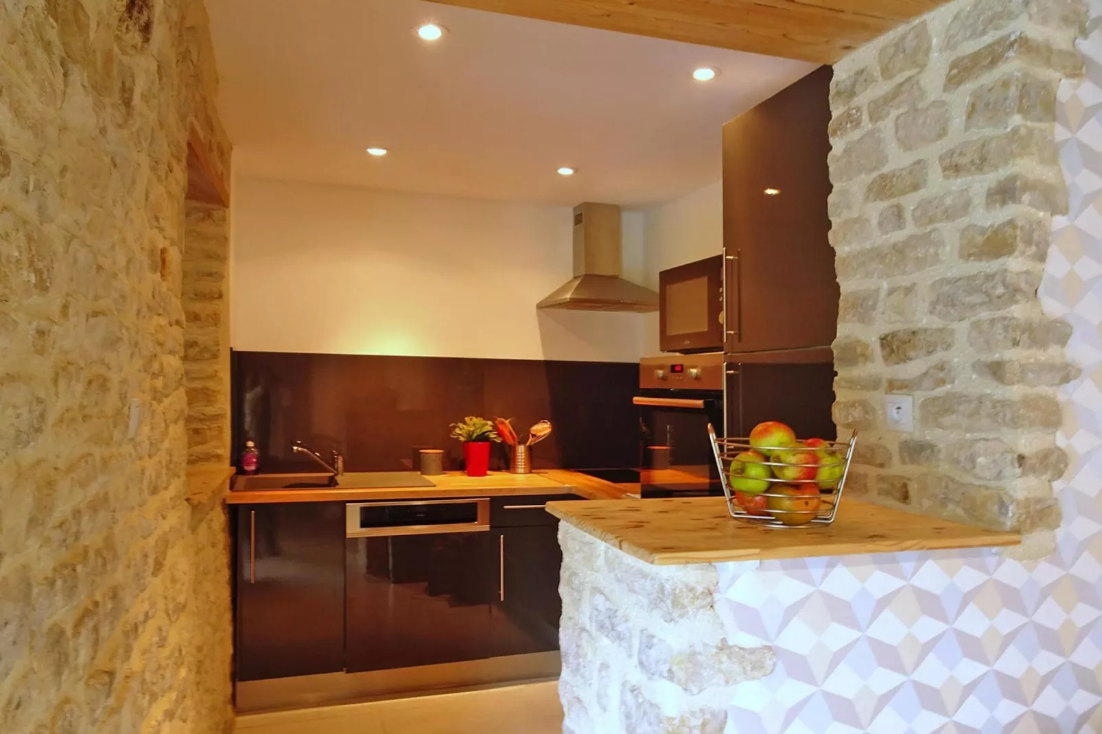Semi-detached house Brucheville-Kitchen