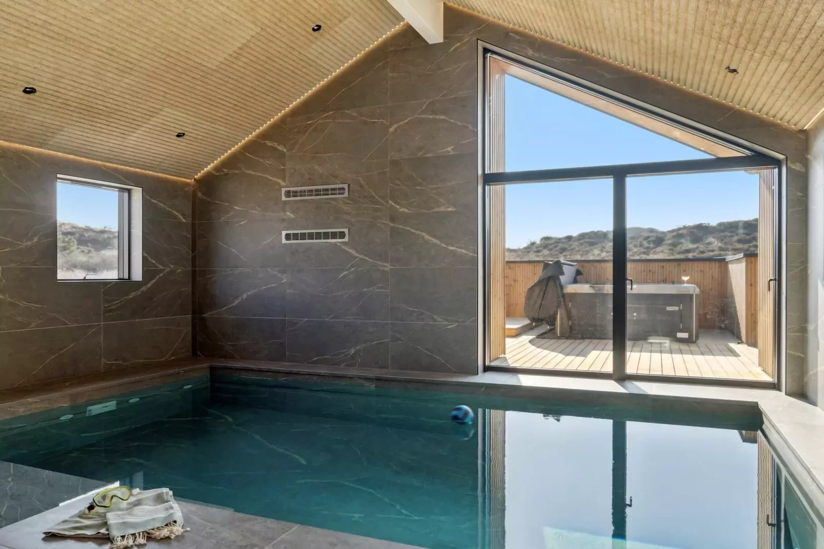 Maison de vacances 5 étoiles à Henne Beach-Piscine