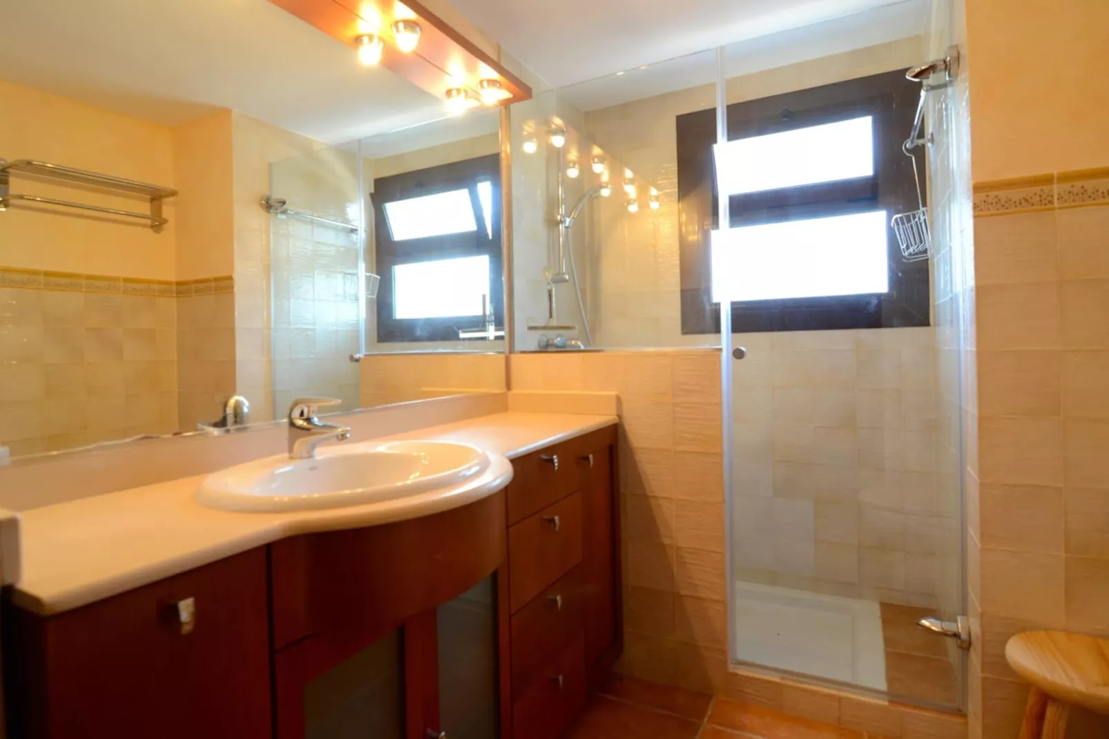 PIVERD DEL GOLF 58-Bathroom