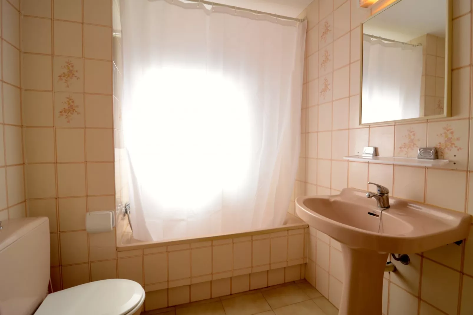 PIVERD DEL GOLF 56-Bathroom