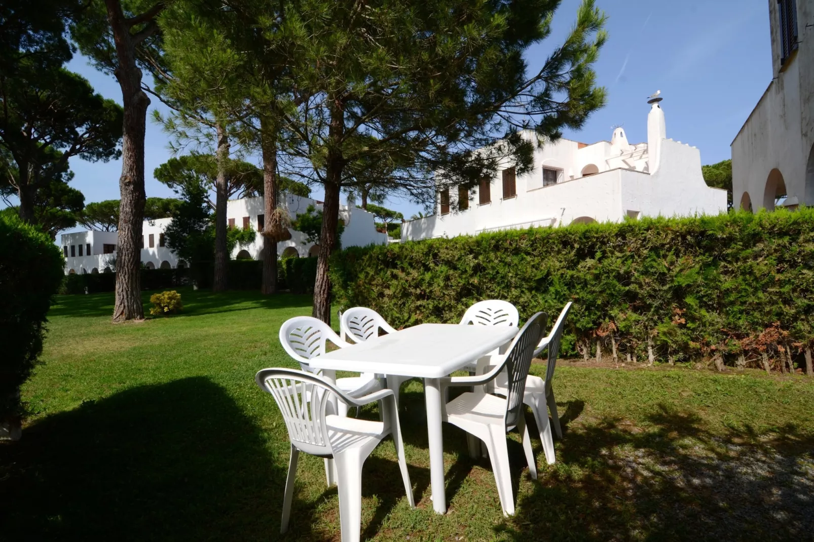 PIVERD DEL GOLF 56-Terrace balcony