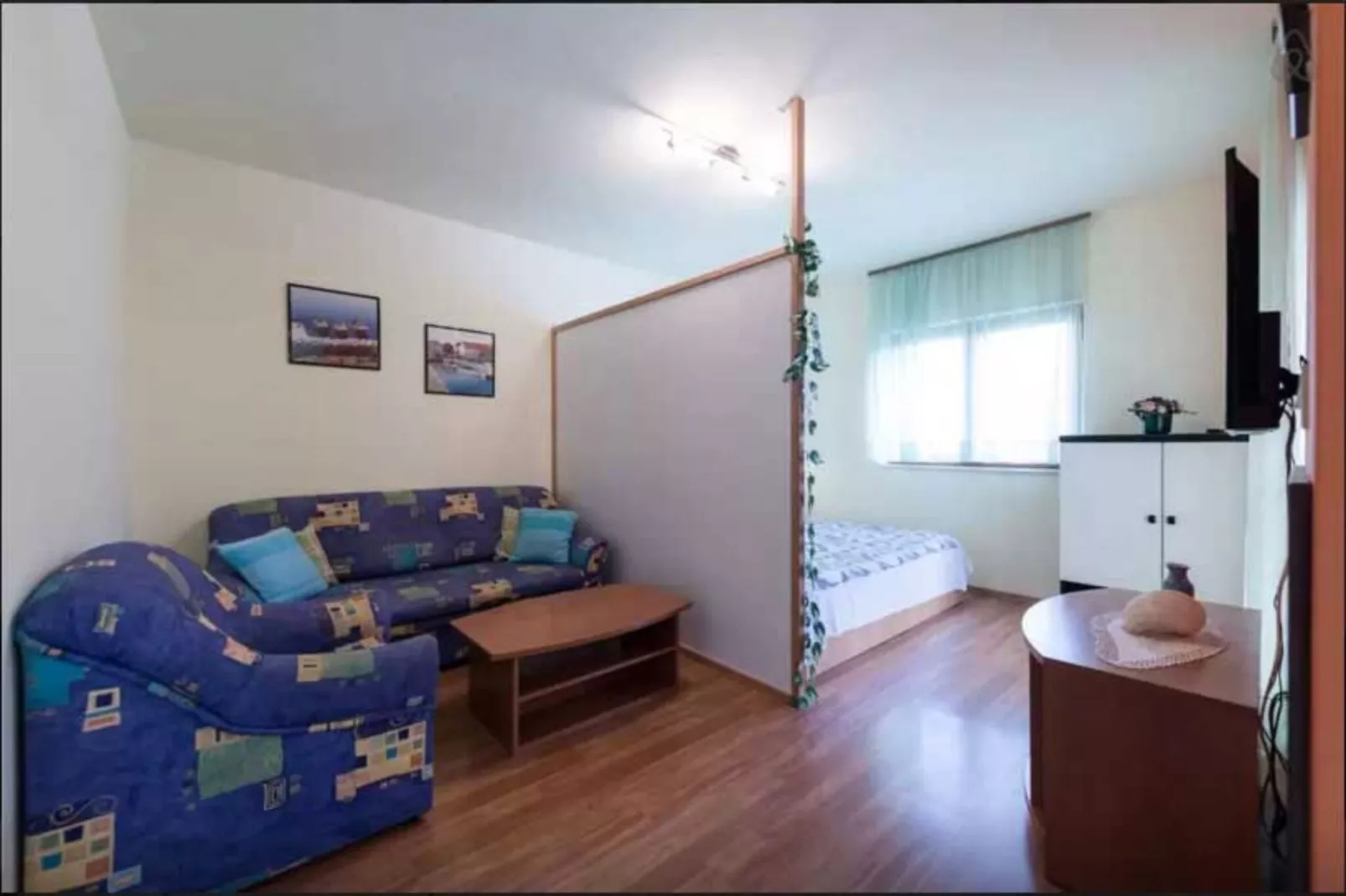 Villa Supetar Garden - Two Bedroom Apartment with Terrace-Living room