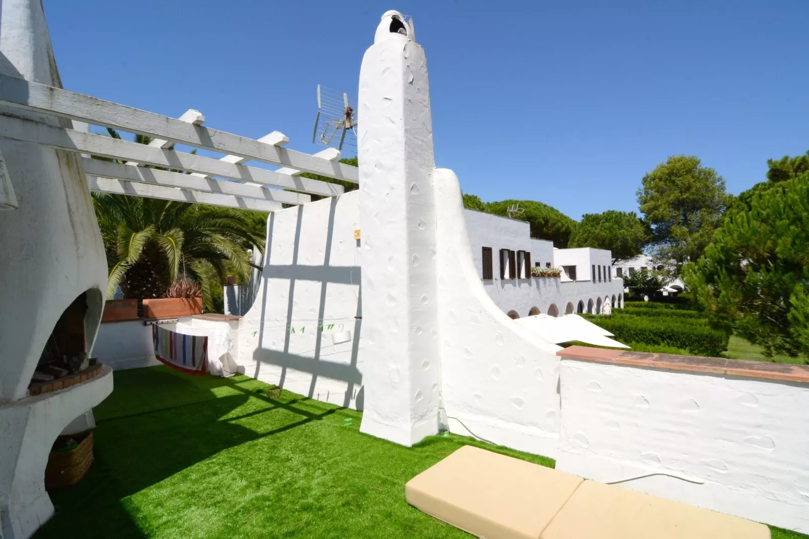 PIVERD DEL GOLF 41-Terrace