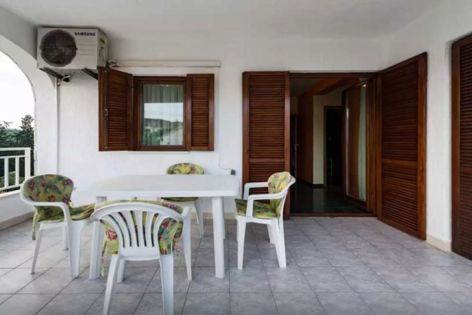 Villa Supetar Garden - Two Bedroom Apartment with Terrace-Terrace
