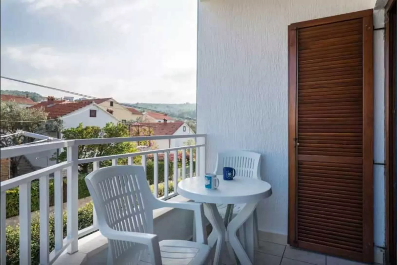 Villa Supetar Garden - Two Bedroom Apartment with Balcony-Terrace balcony