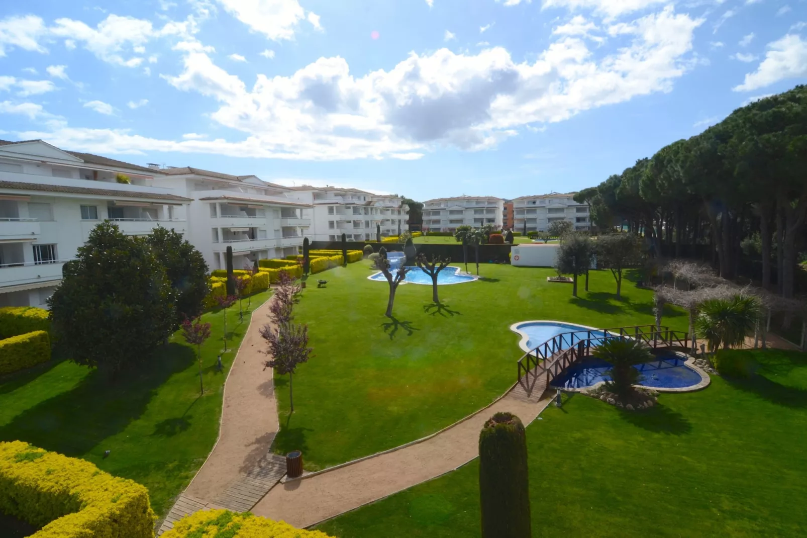 GREEN MAR A 302-Exterior summer