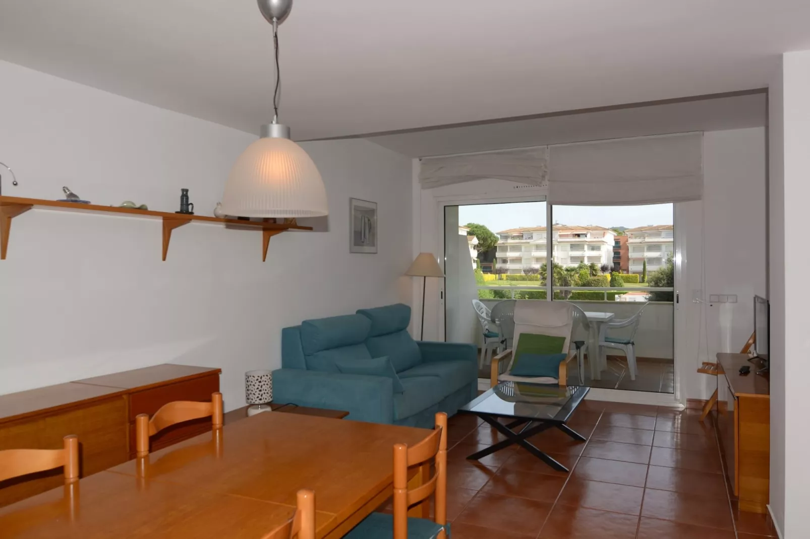 GREEN MAR A 302-Living room