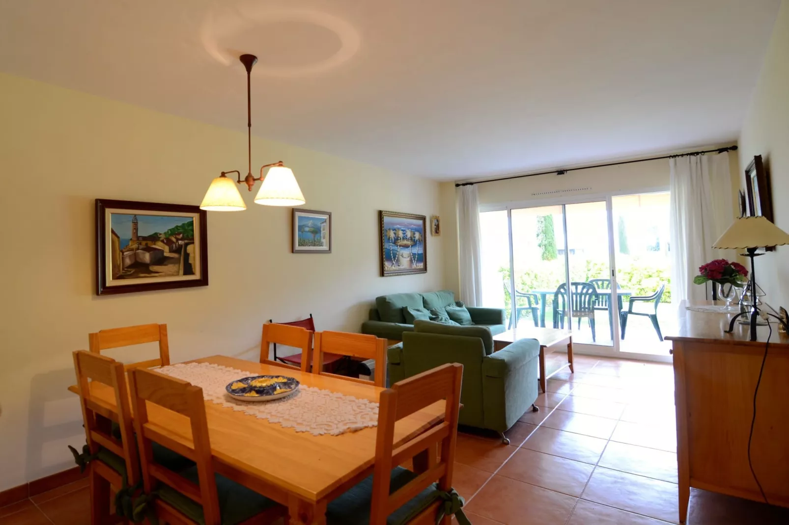 GREEN MAR F 102-Dining room