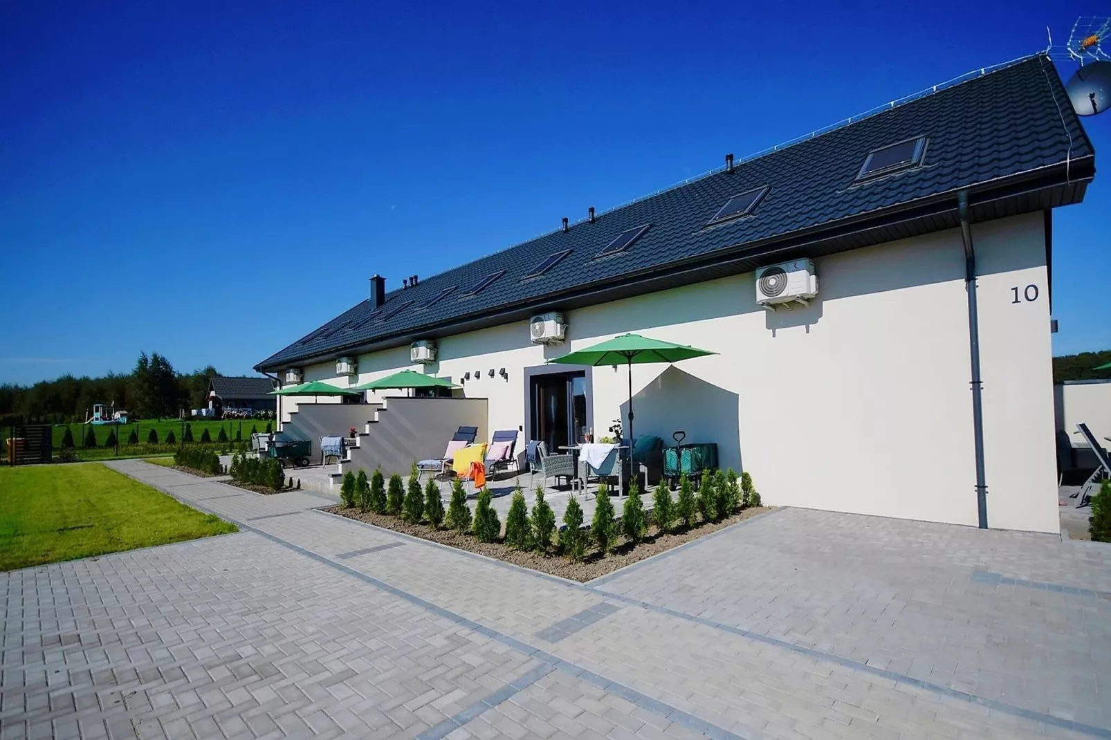 Apartament nr 1 Mielenko-Außenbereich Sommer