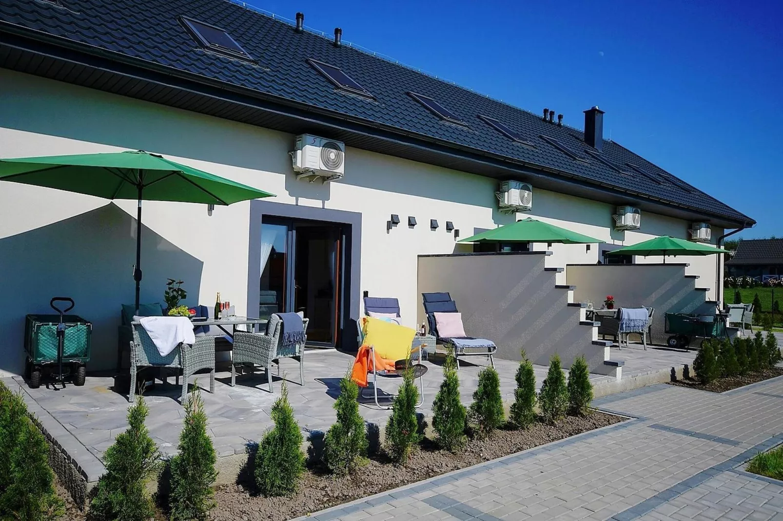 Apartament nr 1 Mielenko-Außenbereich Sommer