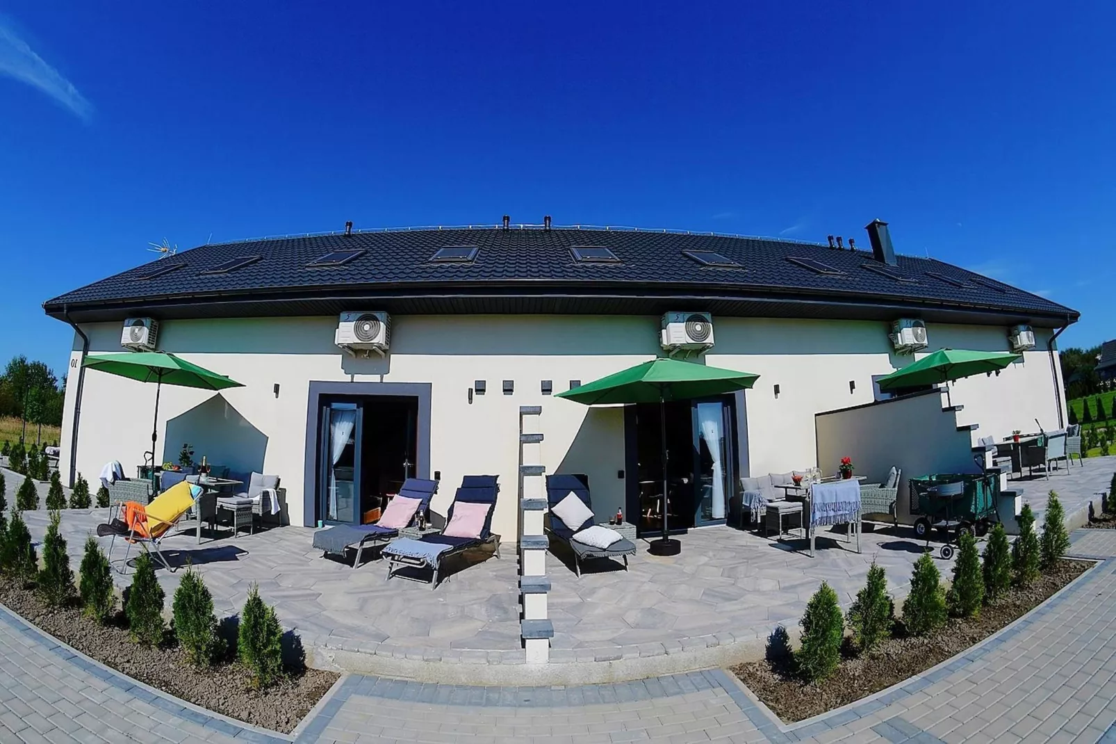 Apartament nr 1 Mielenko-Außenbereich Sommer