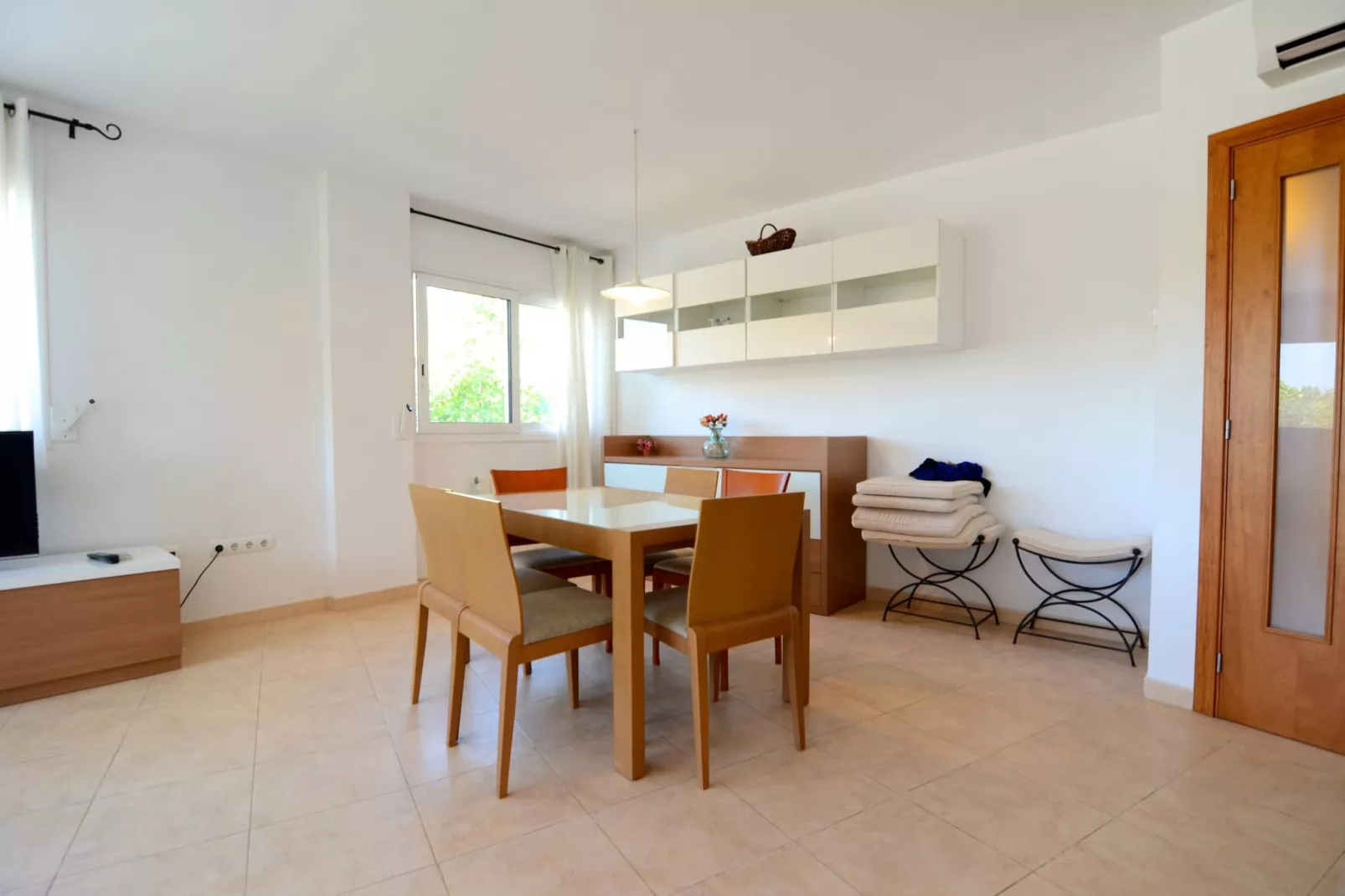 TRIAS PLAÇA-Esszimmer