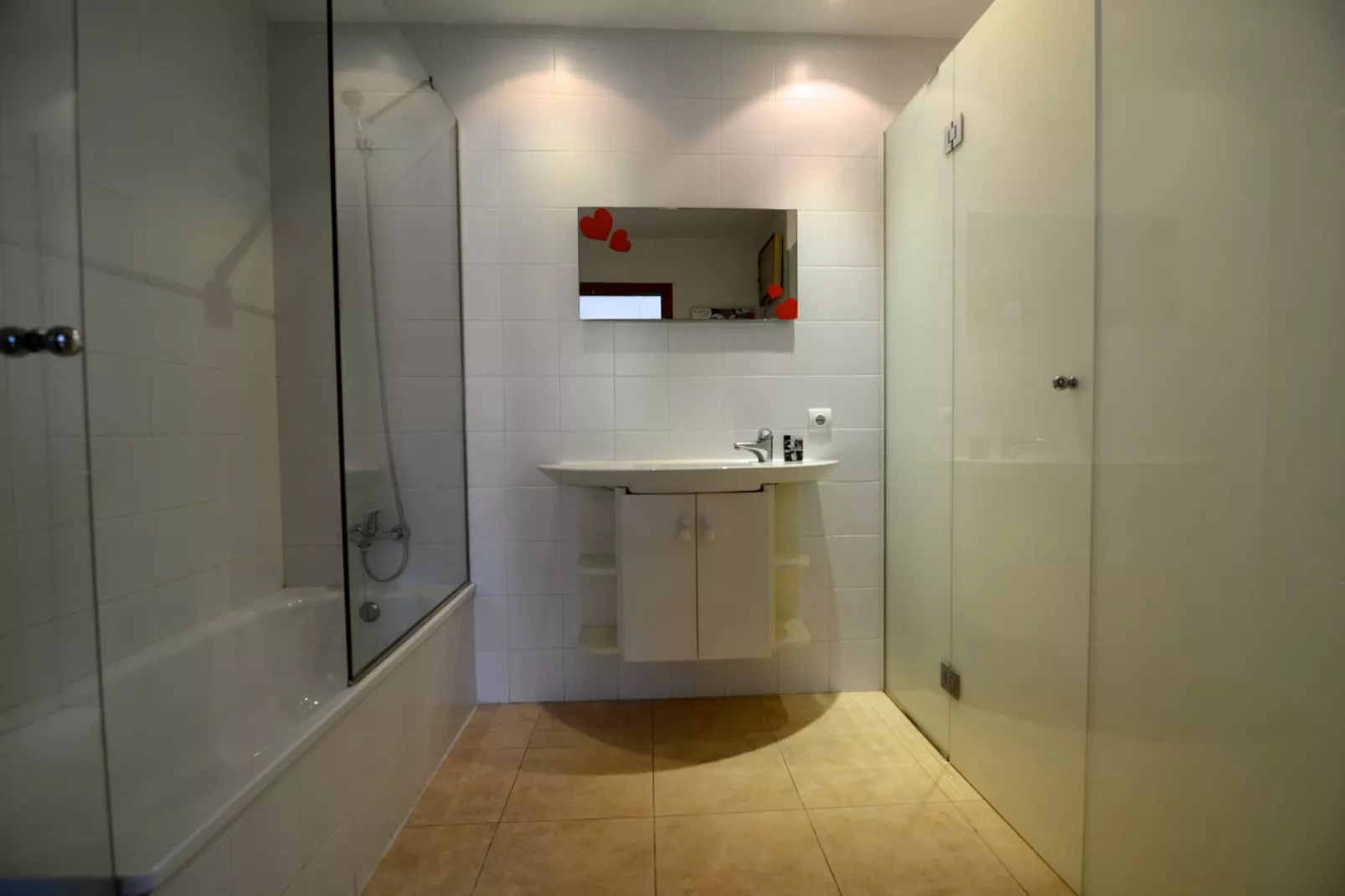 TRIAS PLAÇA-Badezimmer