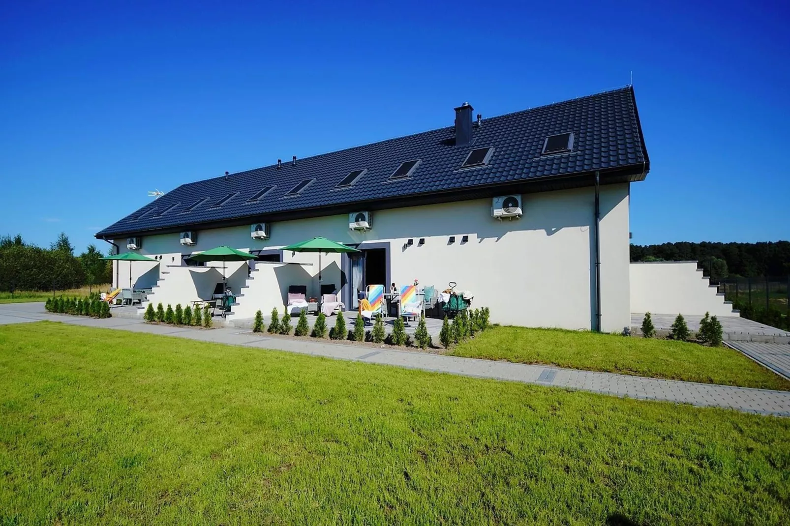 Apartament nr 1 Mielenko-Außenbereich Sommer