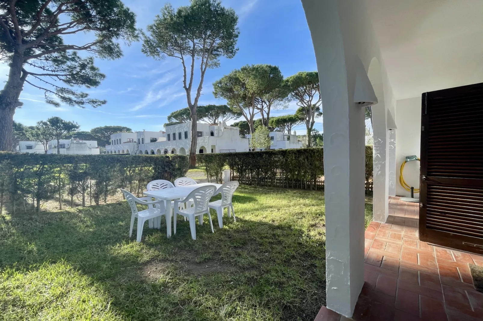 PIVERD GOLF 75-Terrace