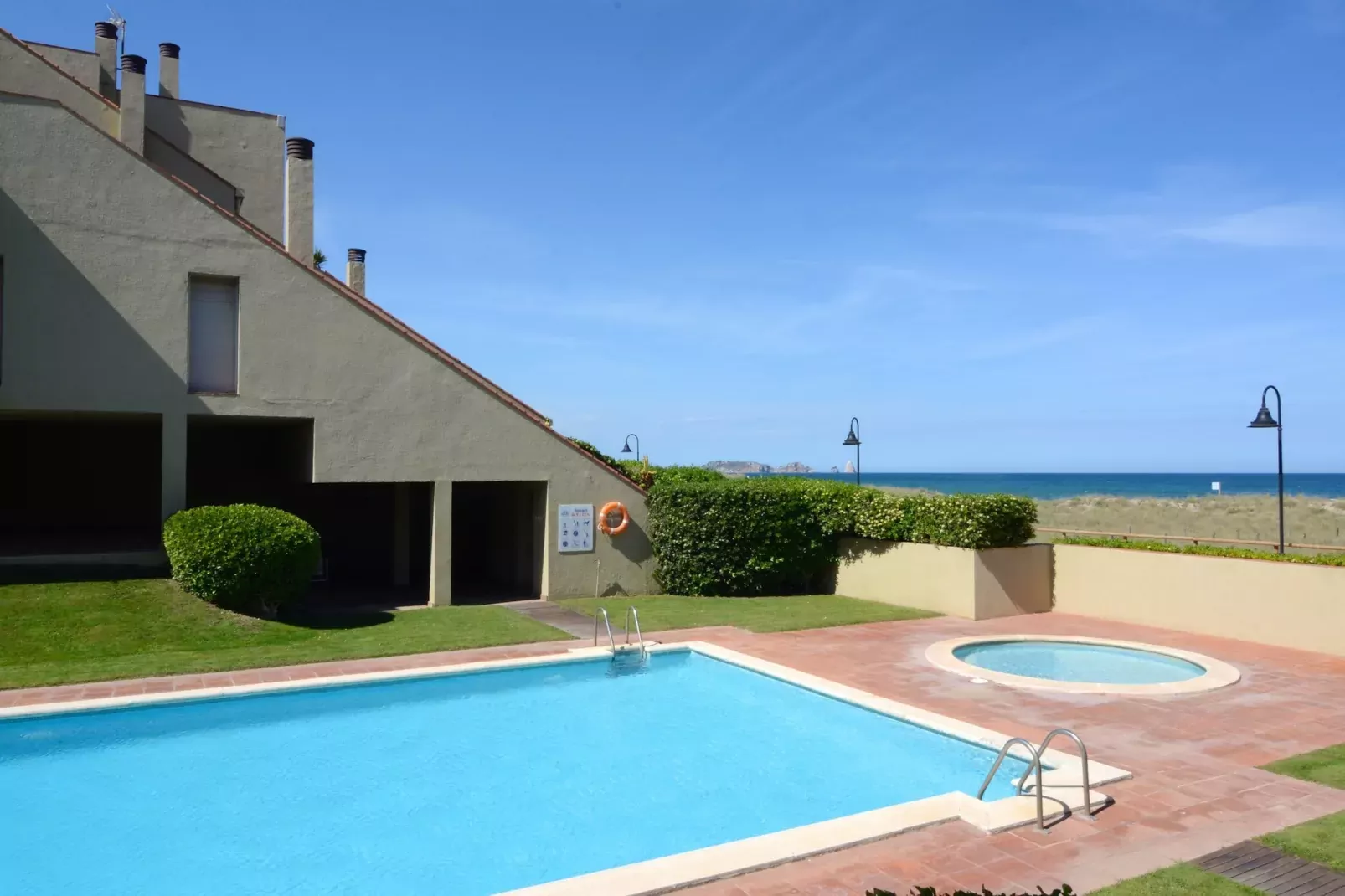 VILLA DEL GOLF 10-Pool
