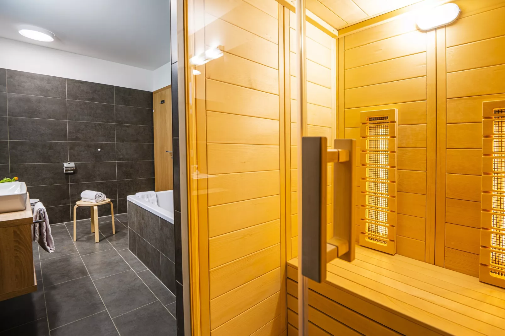 Superior Chalet-Wellness